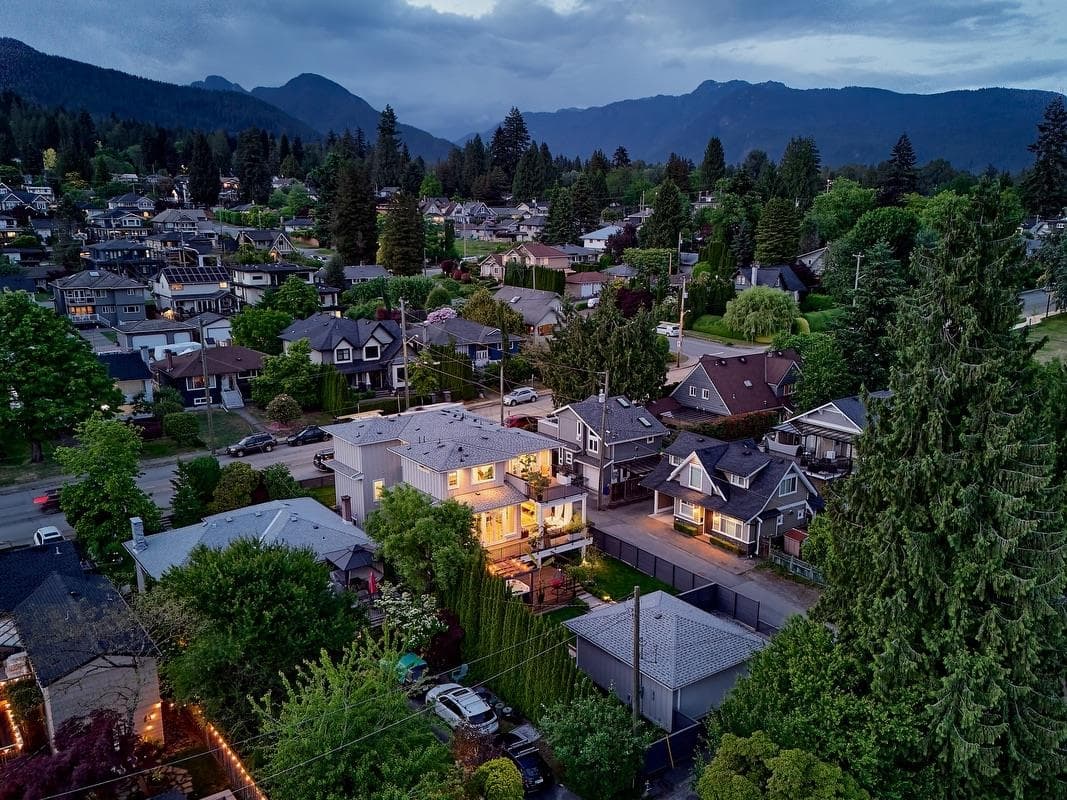 449 E 15th Street, North Vancouver, V7L 2R9 — photo 3
