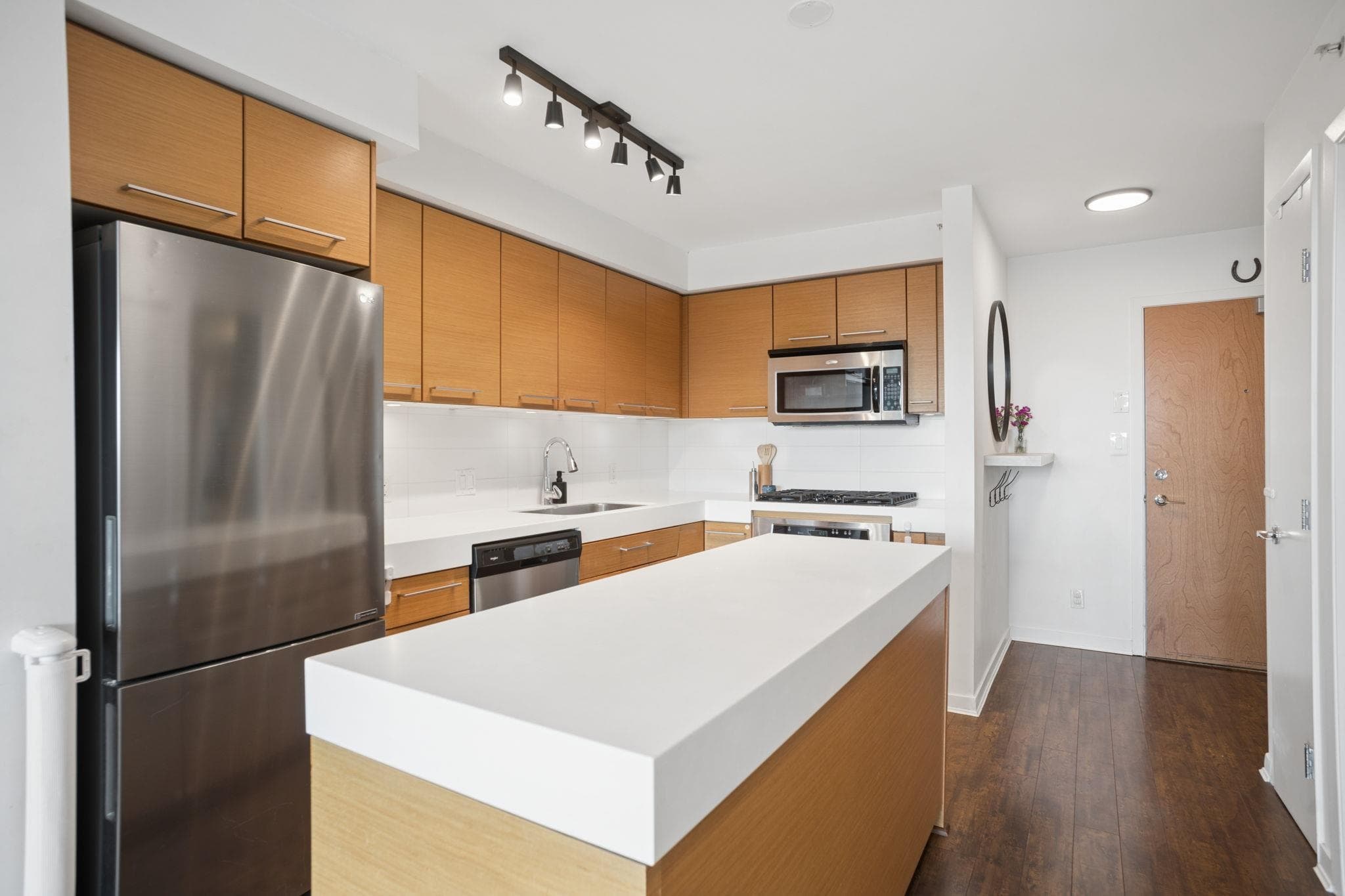 509 - 2770 Sophia Street, Vancouver, V5T 0A4 — photo 2