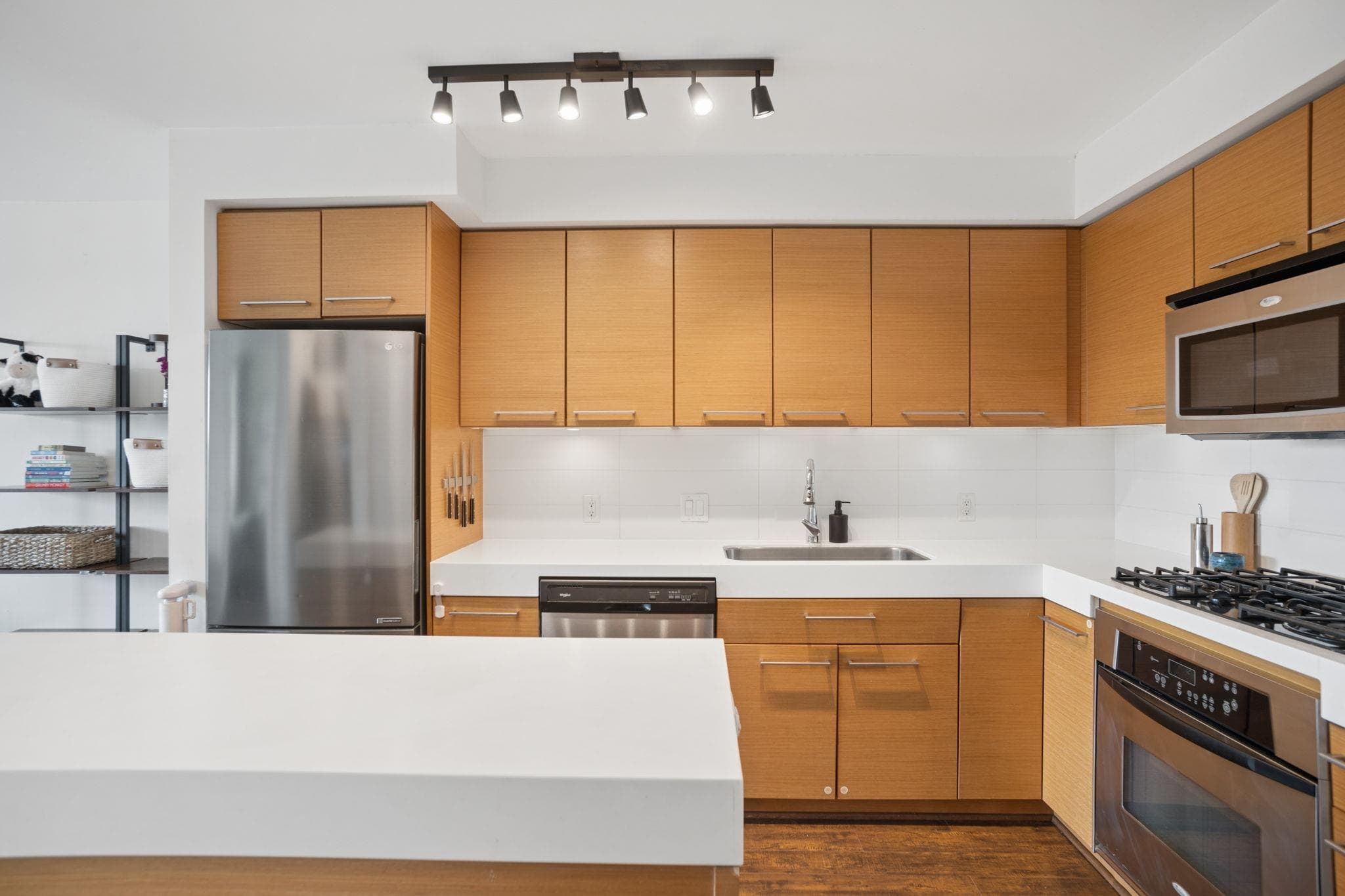 509 - 2770 Sophia Street, Vancouver, V5T 0A4 — photo 3