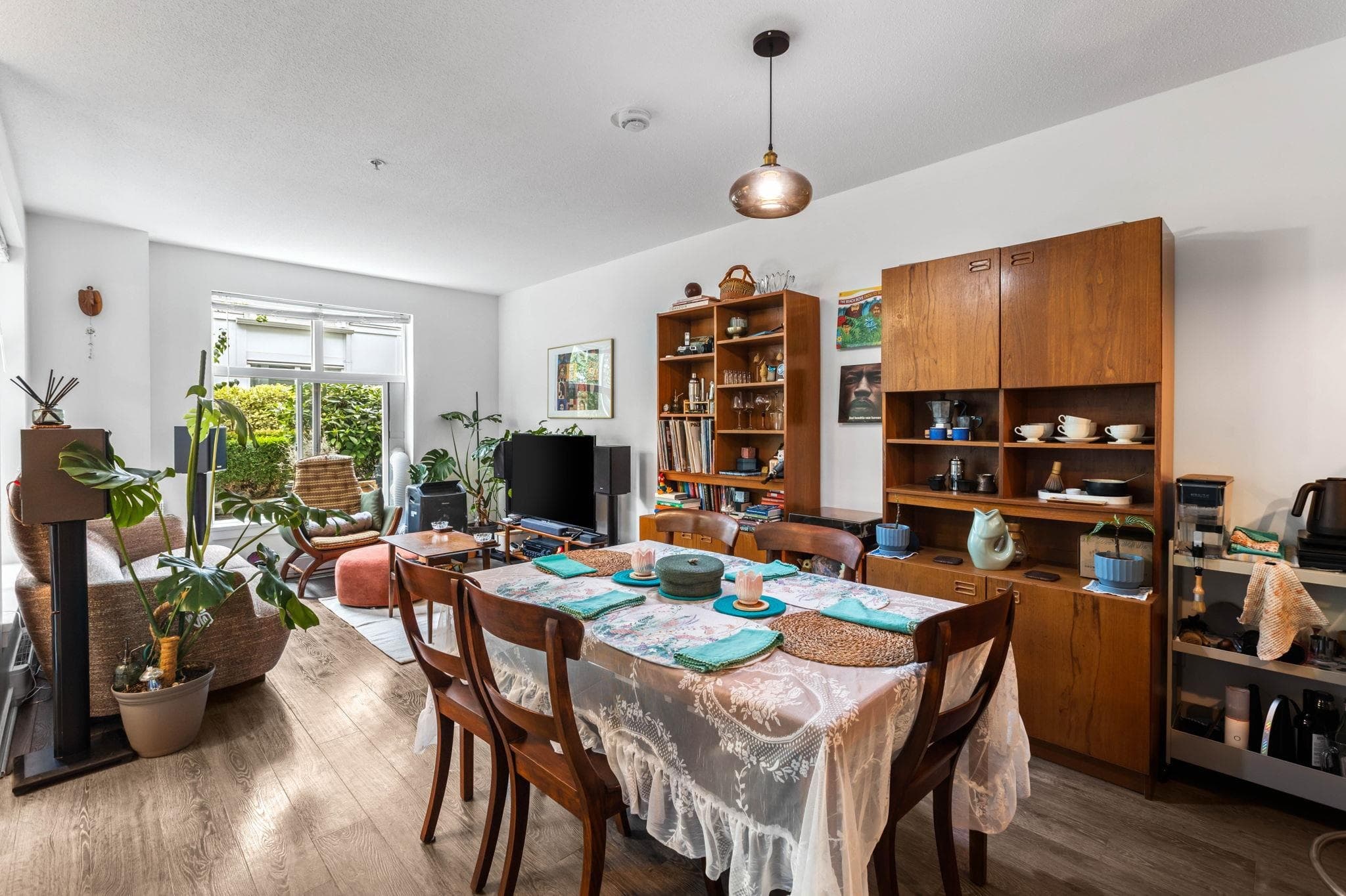 302 - 618 Langside Avenue, Coquitlam, V3J 0B8 — photo 3
