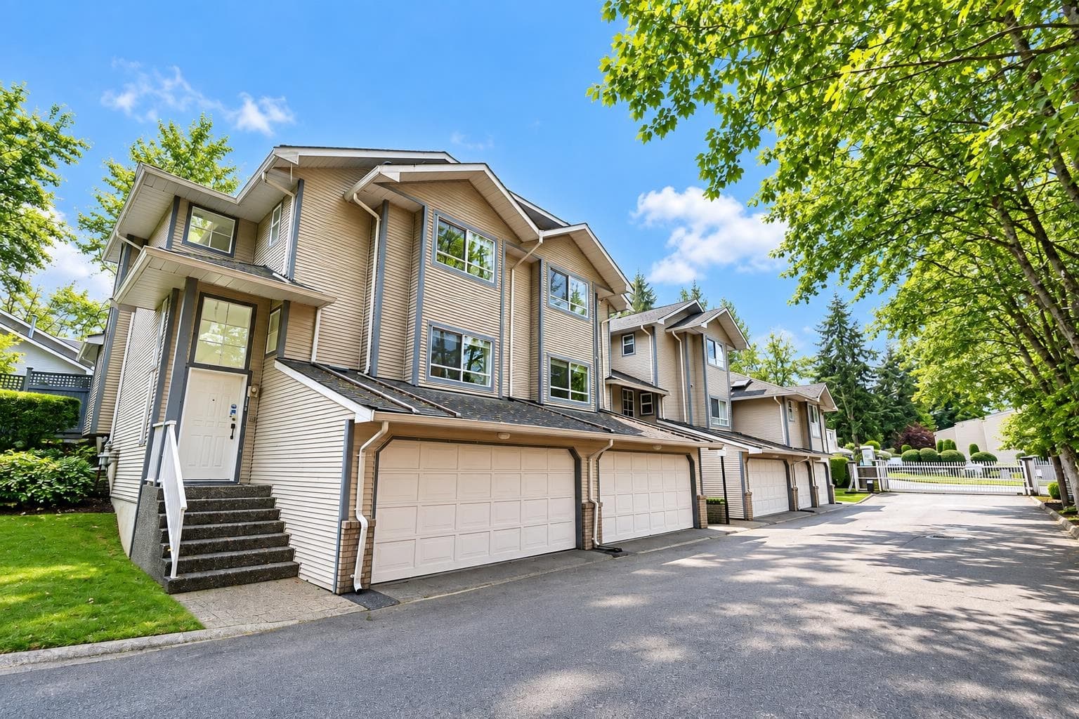 104 - 10538 153 Street, Surrey, V3R 0G6 — photo 1