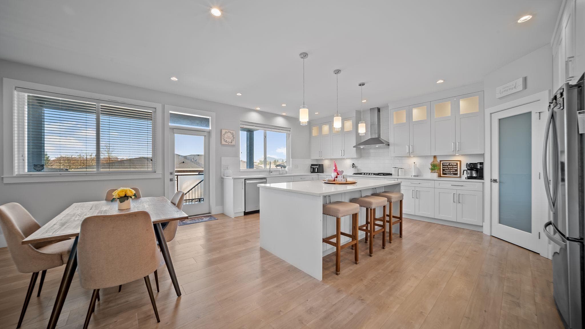 14551 61 Avenue, Surrey, V3S 4R6 — photo 3