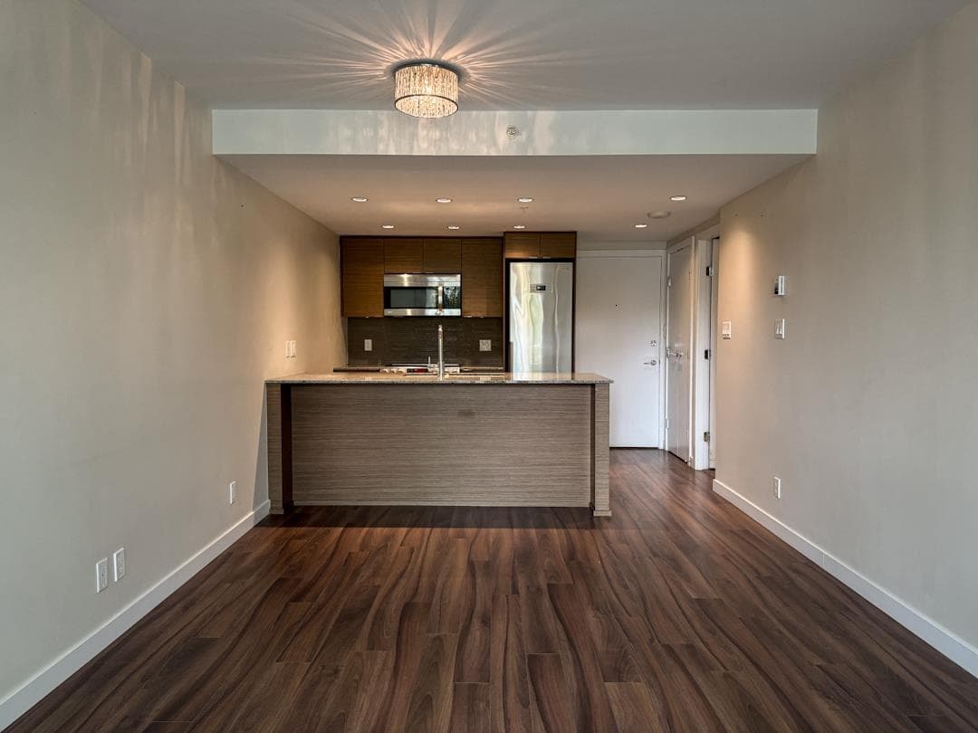 321 - 135 E 17th Street, North Vancouver, V7L 0C4 — photo 3