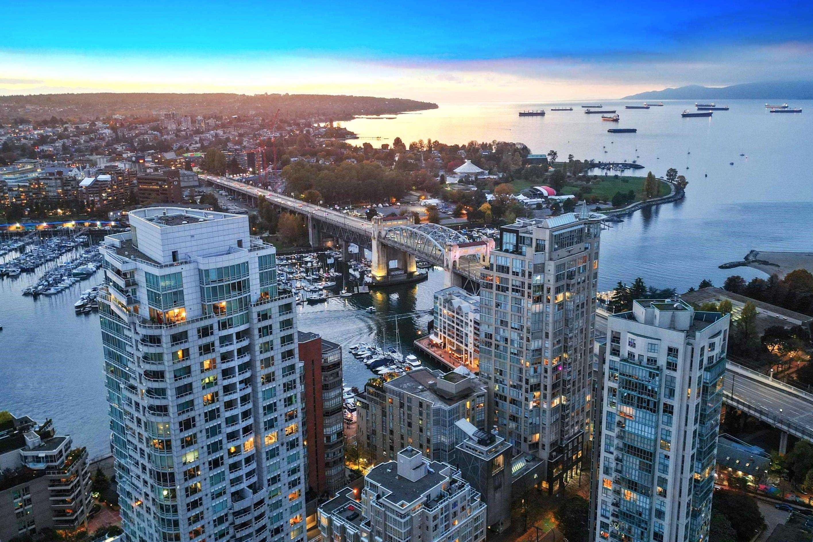 2201 - 1500 Hornby Street, Vancouver