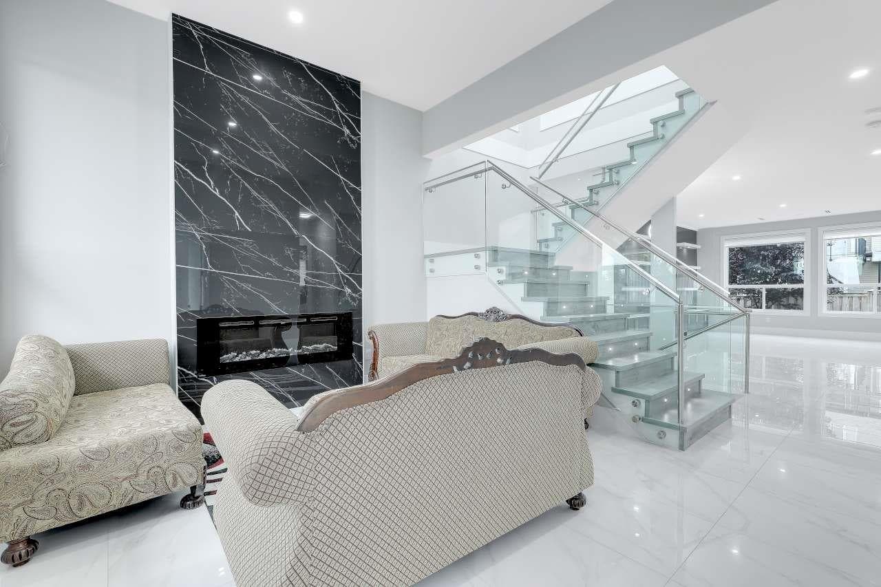 15016 62b Avenue, Surrey, V3S 3H8 — photo 3