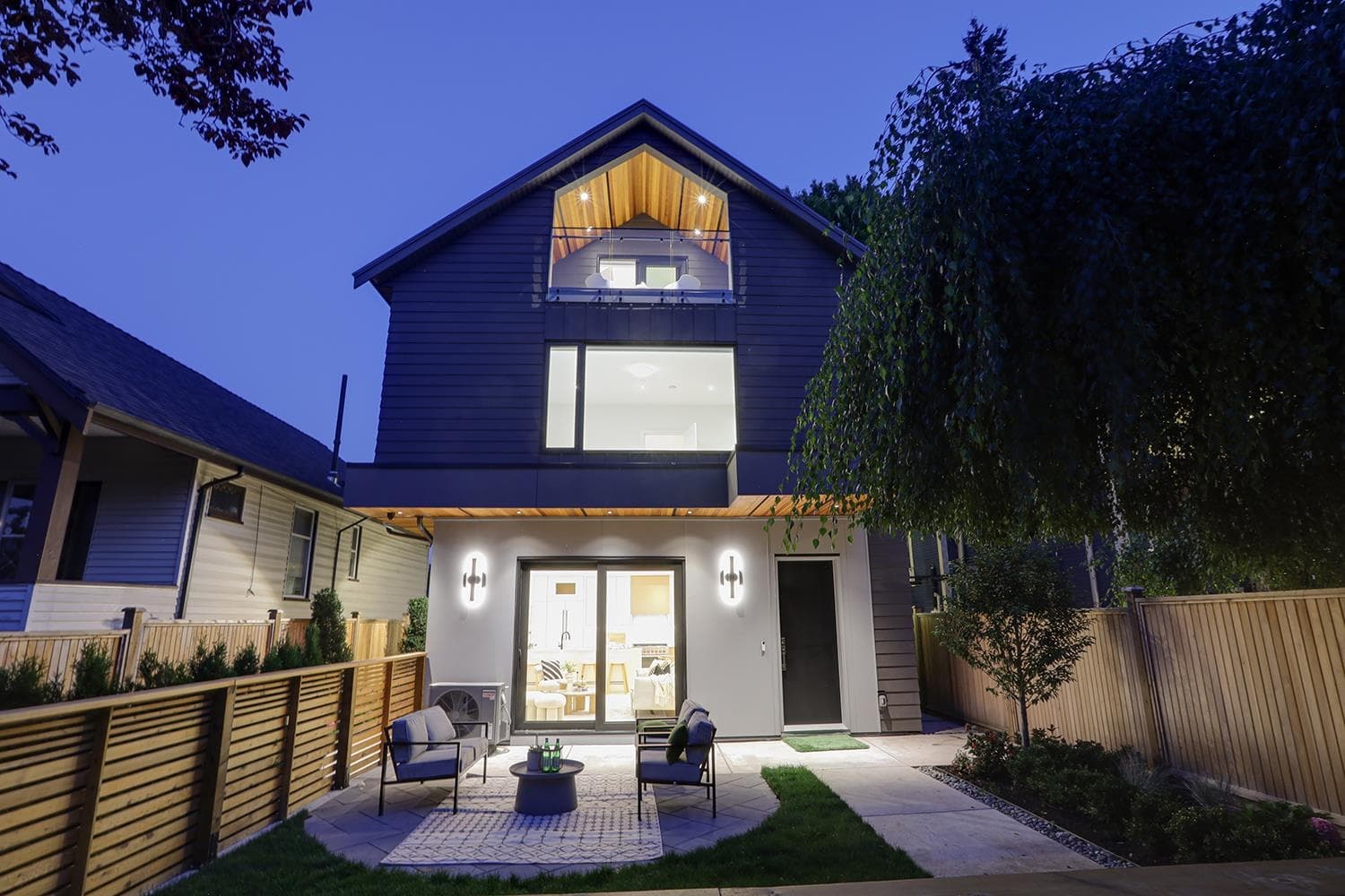 1 - 944 E 13 Avenue, Vancouver