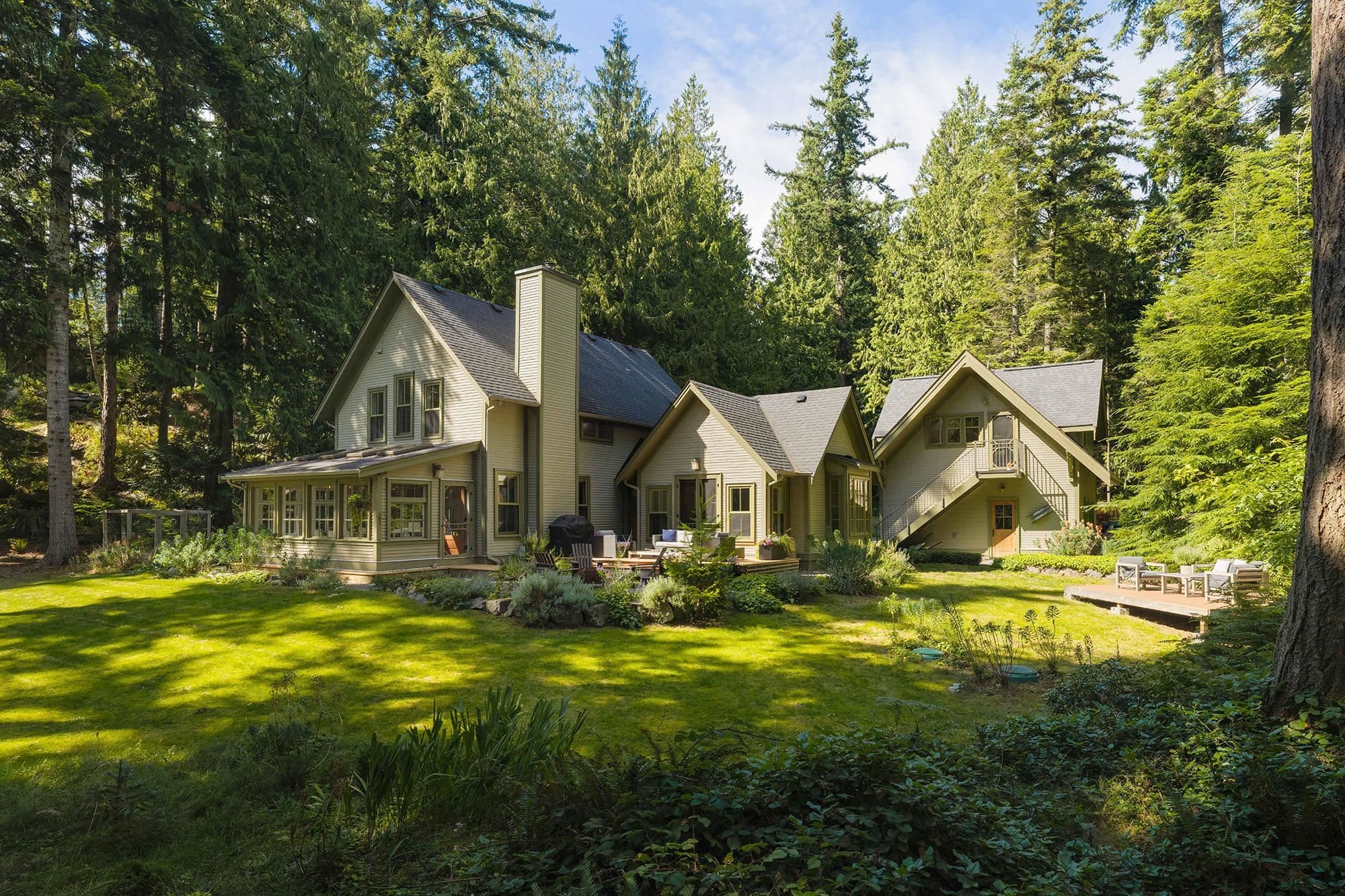 1755 Emily Lane, Bowen Island, V0N 1G2 — photo 3