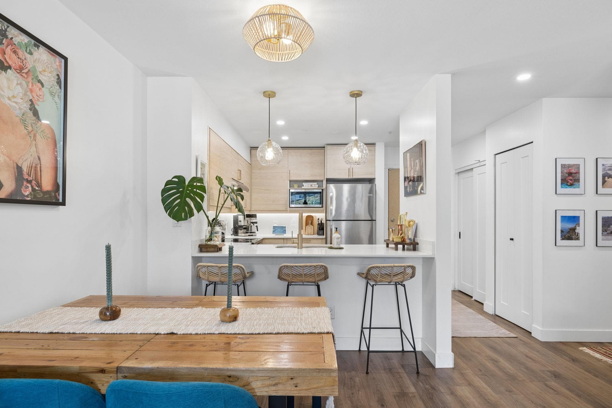 203 - 38 Seventh Avenue, New Westminster, V3L 5W2 — photo 1