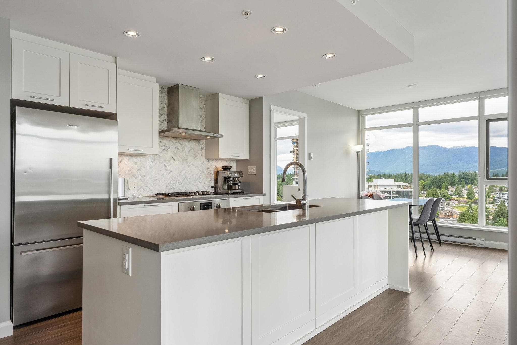 2107 - 520 Como Lake Avenue, Coquitlam, V3J 0E8 — photo 3