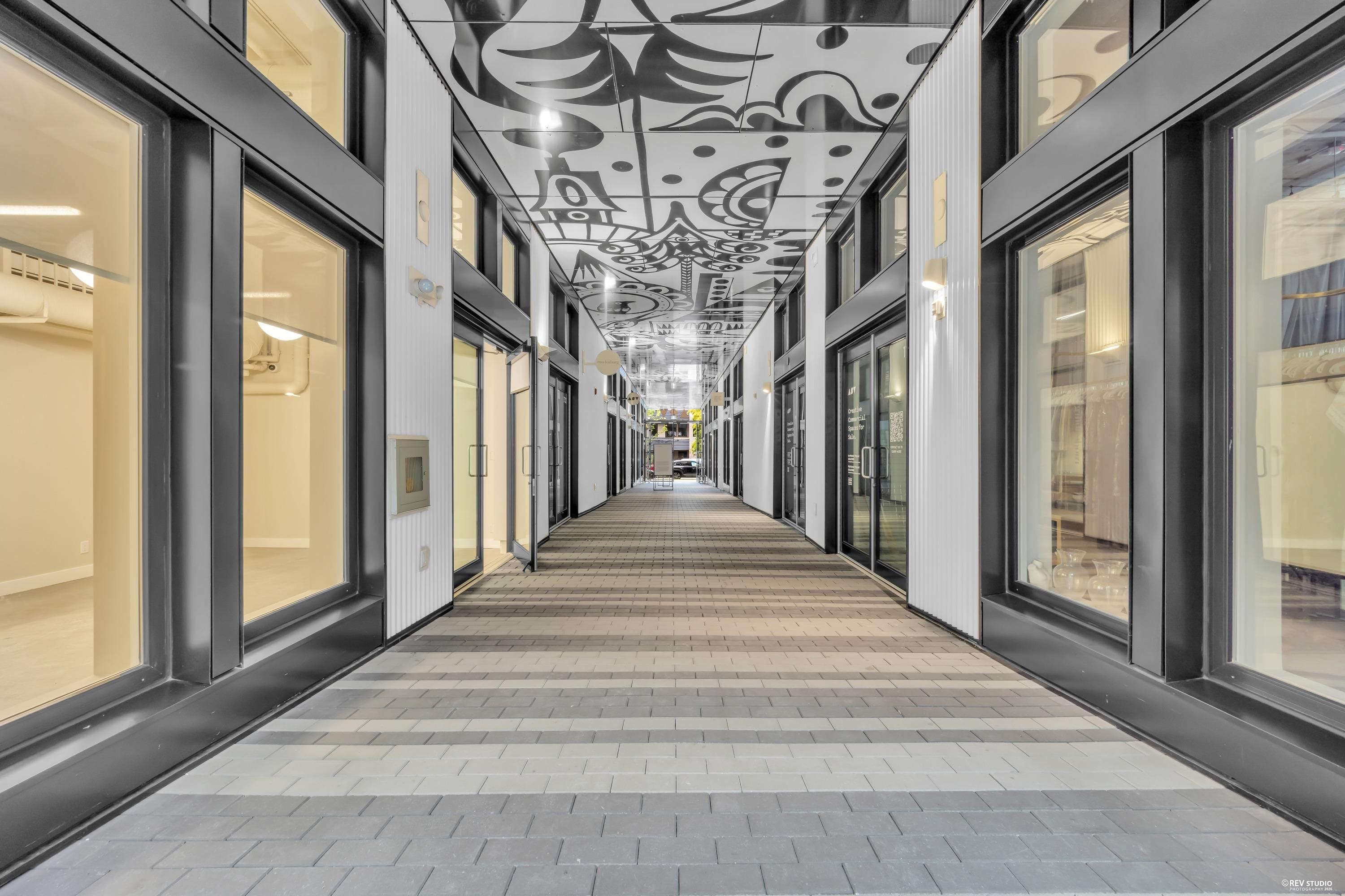 302 - 1120 E East Georgia Street, Vancouver, V6A 0K2 — photo 3