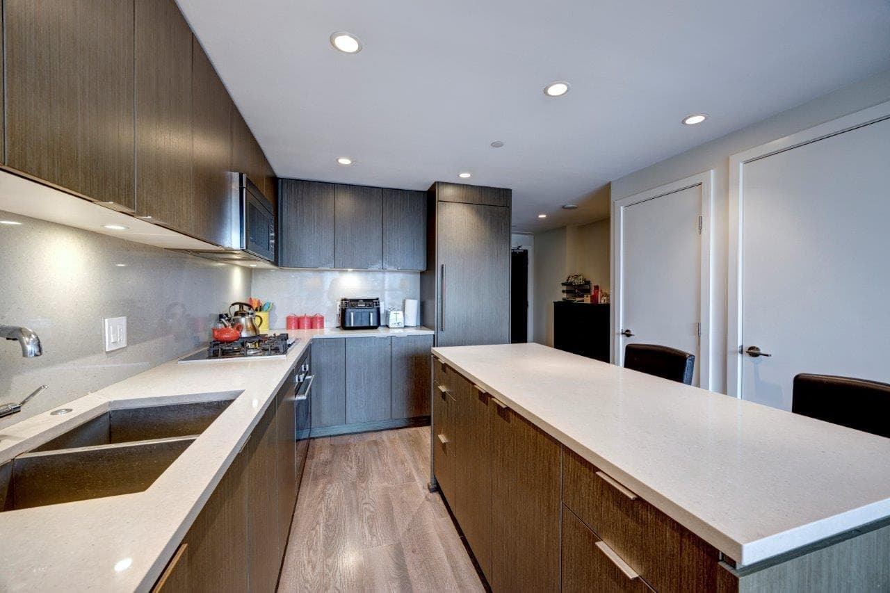 908 - 125 E 14th Street, North Vancouver, V7L 0E6 — photo 4