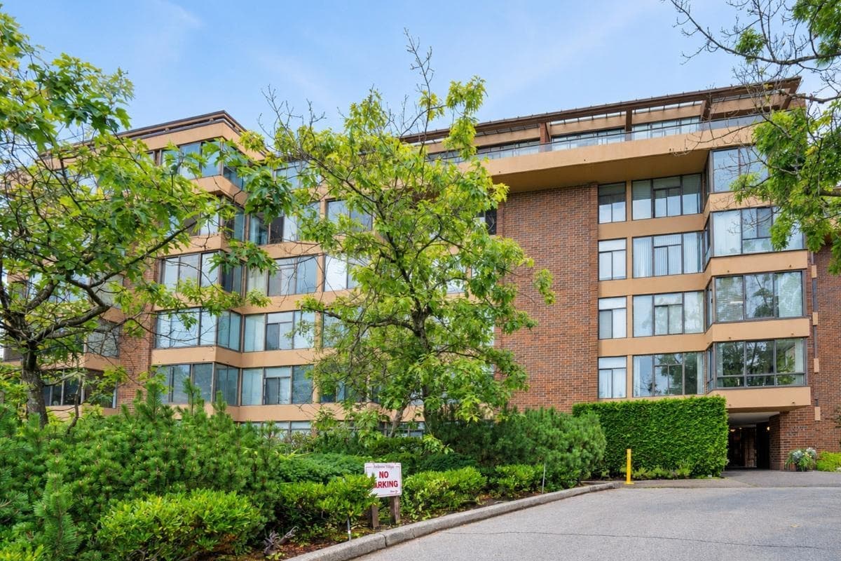 513 - 2101 Mcmullen Avenue, Vancouver, V6L 3B4 — photo 1
