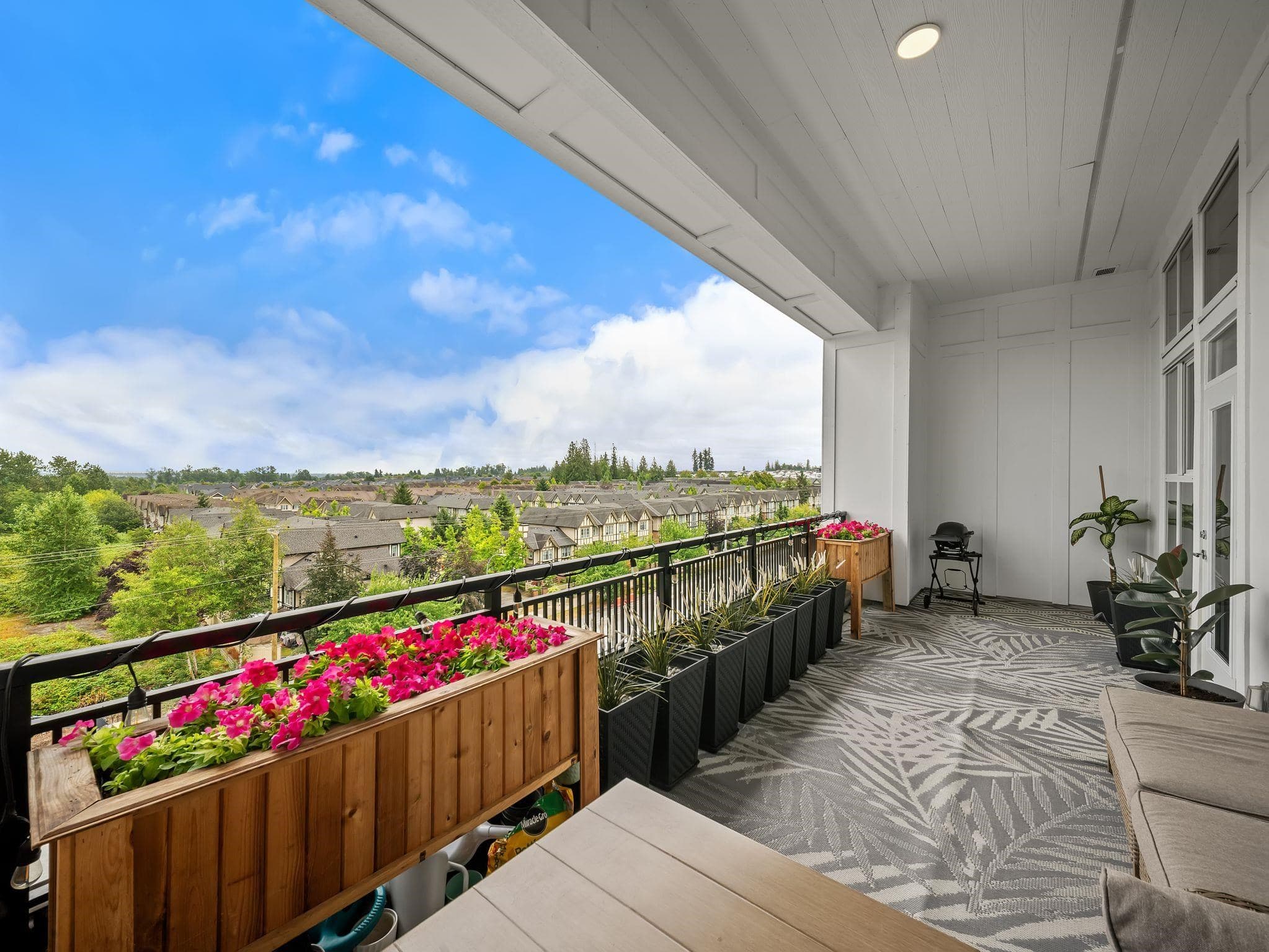 C612 - 8150 207 Street, Langley, V2J 4J4 — photo 1