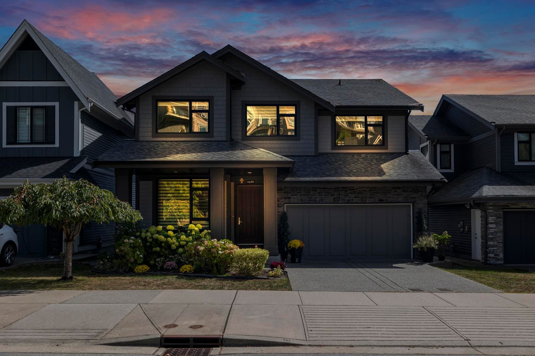 1419 Strawline Hill Street, Coquitlam, V3E 0L5 — photo 3