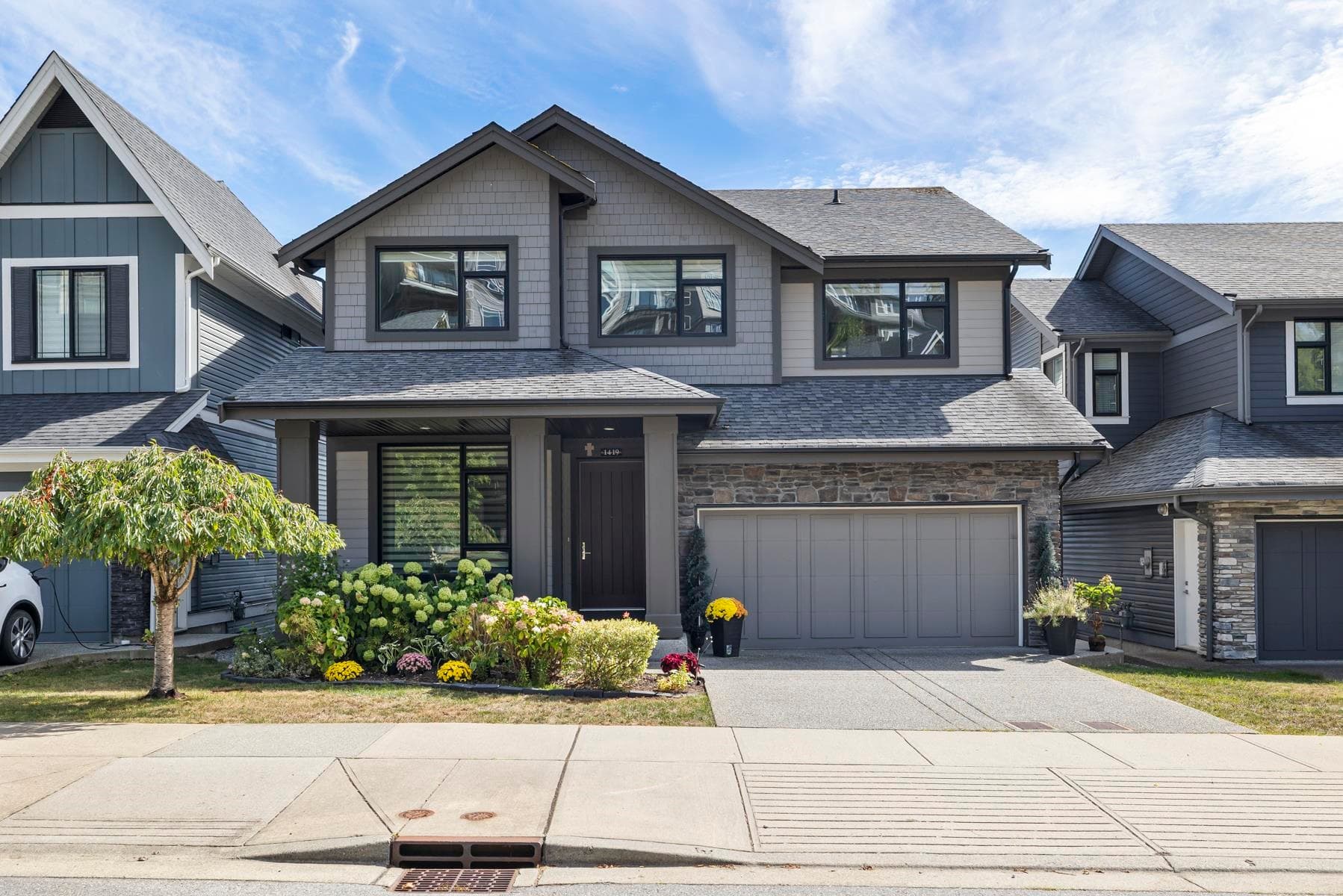 1419 Strawline Hill Street, Coquitlam, V3E 0L5 — photo 1