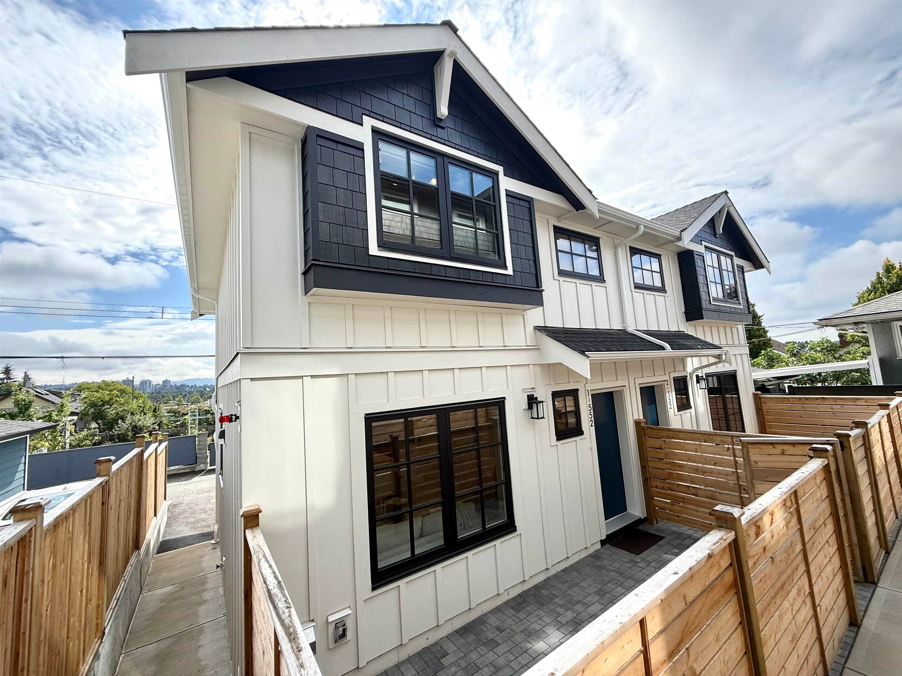 1 - 552 Kaslo Street, Vancouver, V5K 3Z2 — photo 2