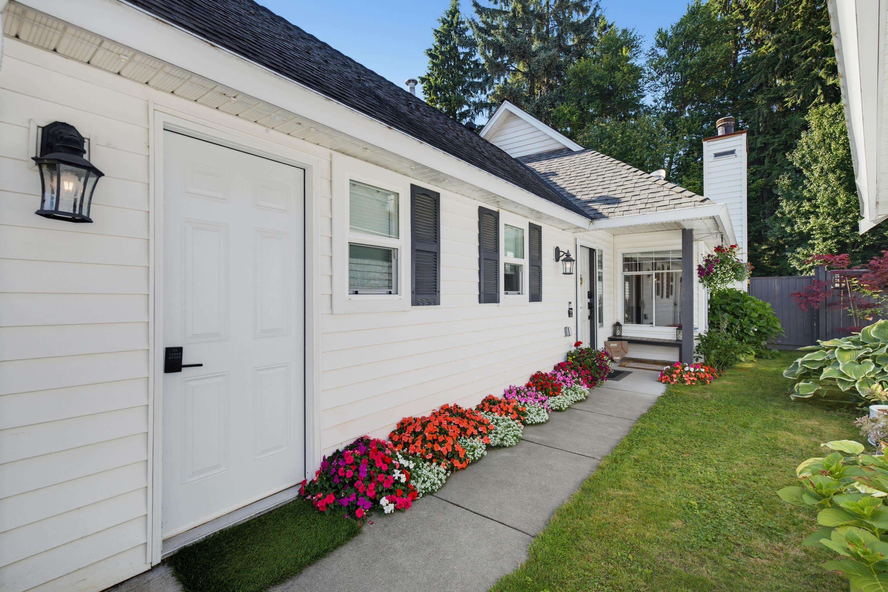 16 - 2865 Glen Drive, Coquitlam, V3B 6W1 — photo 3
