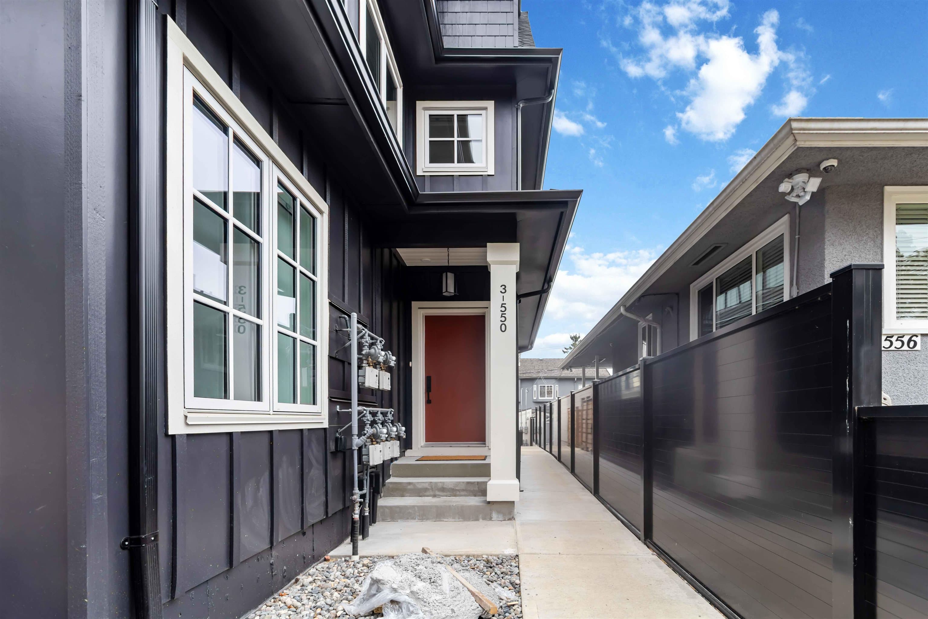3 - 550 Kaslo Street, Vancouver, V5K 3Z2 — photo 2