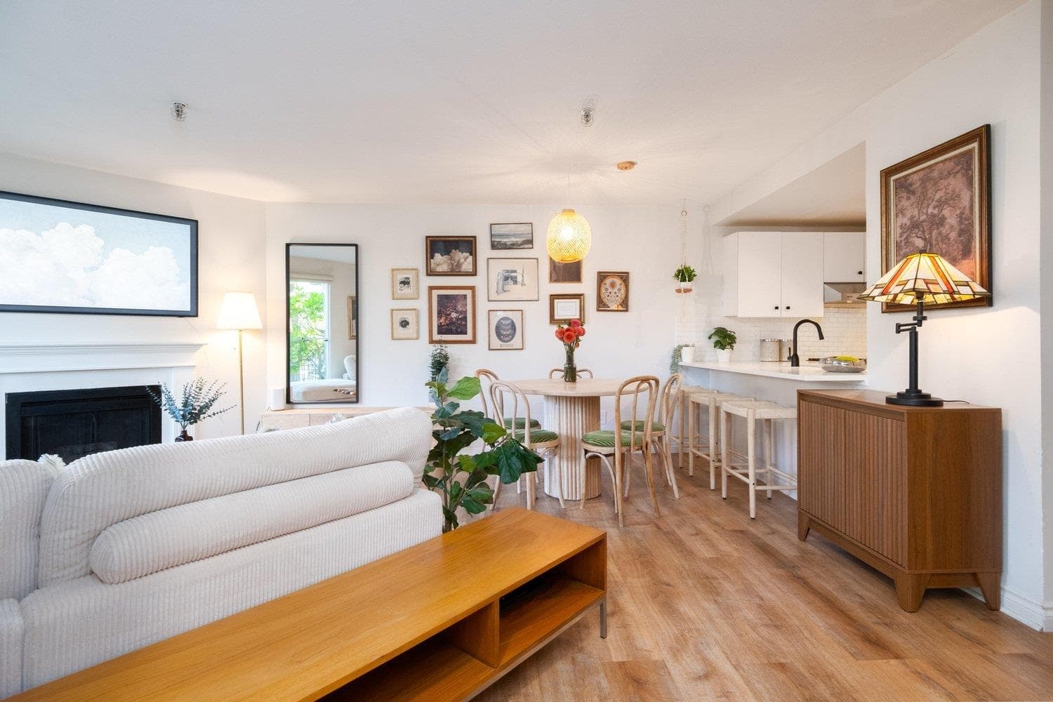 112 - 2020 W 8th Avenue, Vancouver