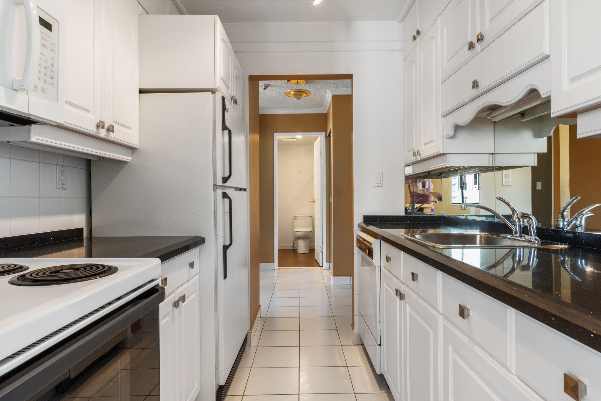 1204 - 1127 Barclay Street, Vancouver, V6E 4C6 — photo 4