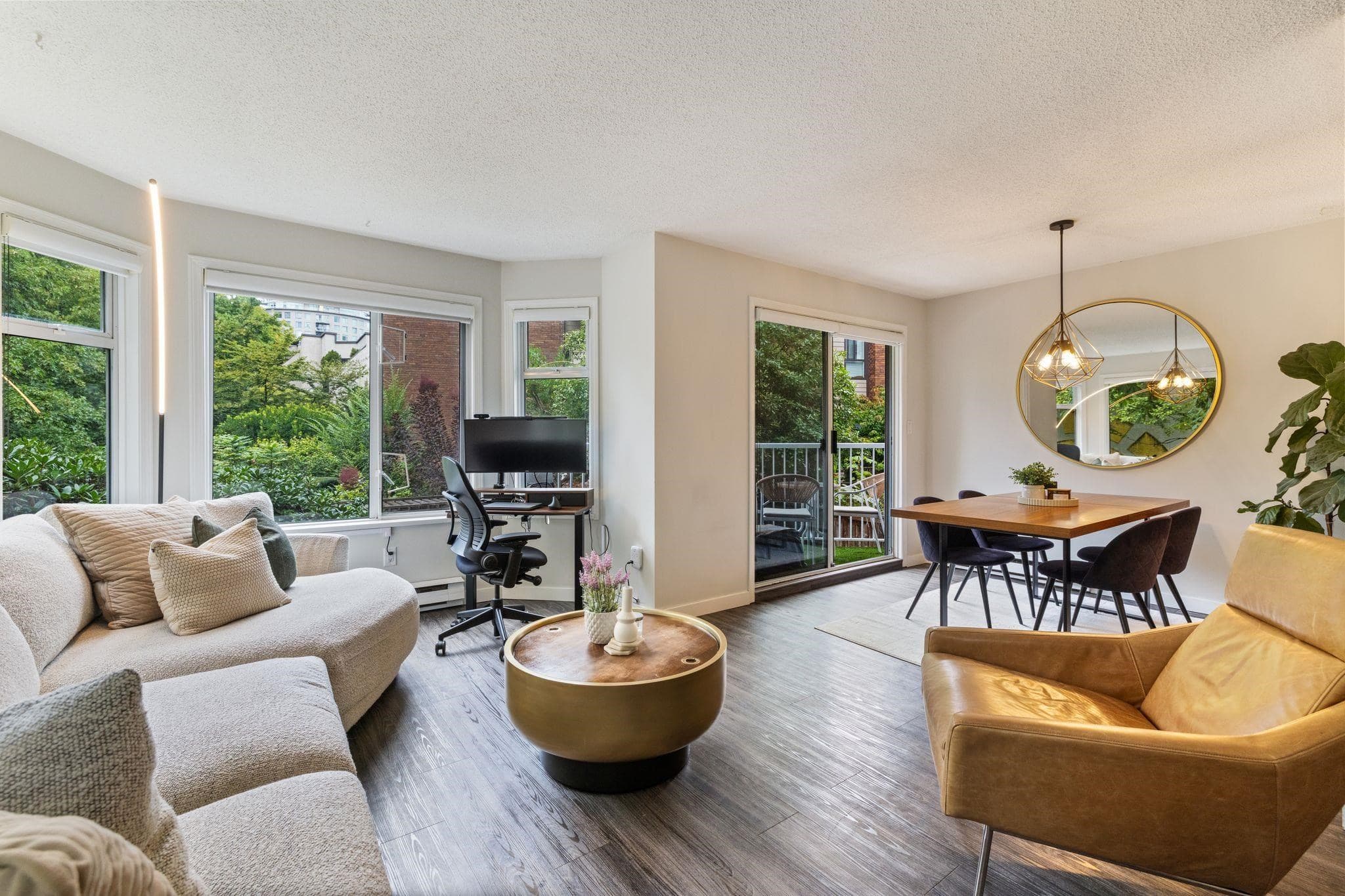 201 - 1147 Nelson Street, Vancouver