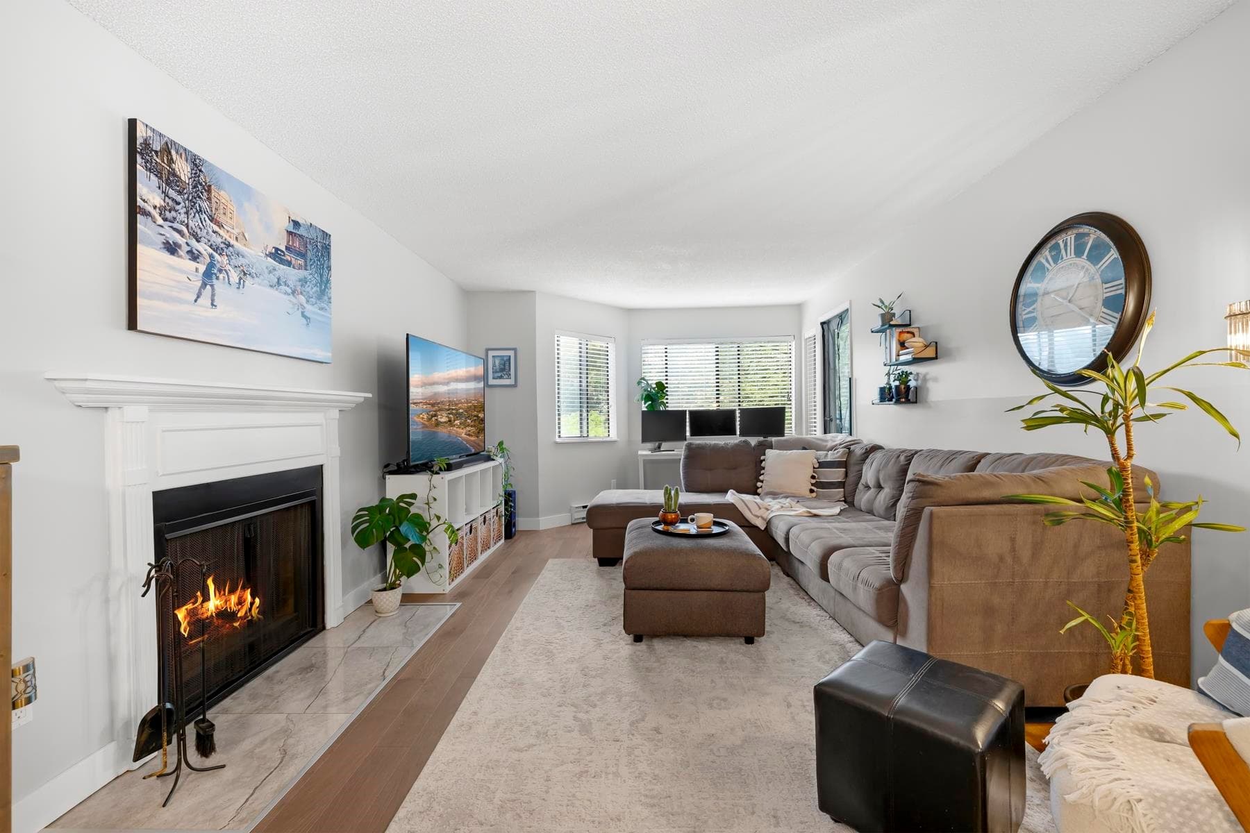 113 - 9620 Manchester Drive, Burnaby, V3N 4R2 — photo 1