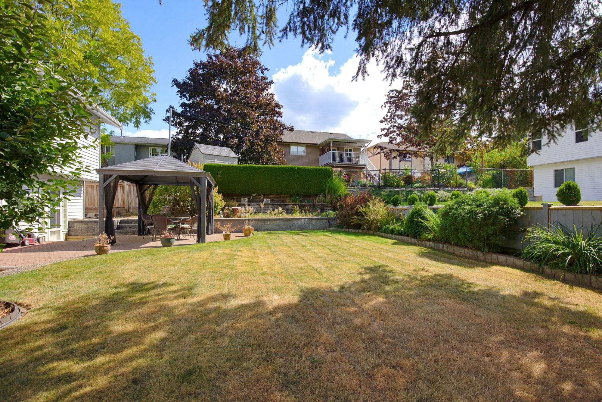 3786 Robson Drive, Abbotsford, V2S 6E9 — photo 2
