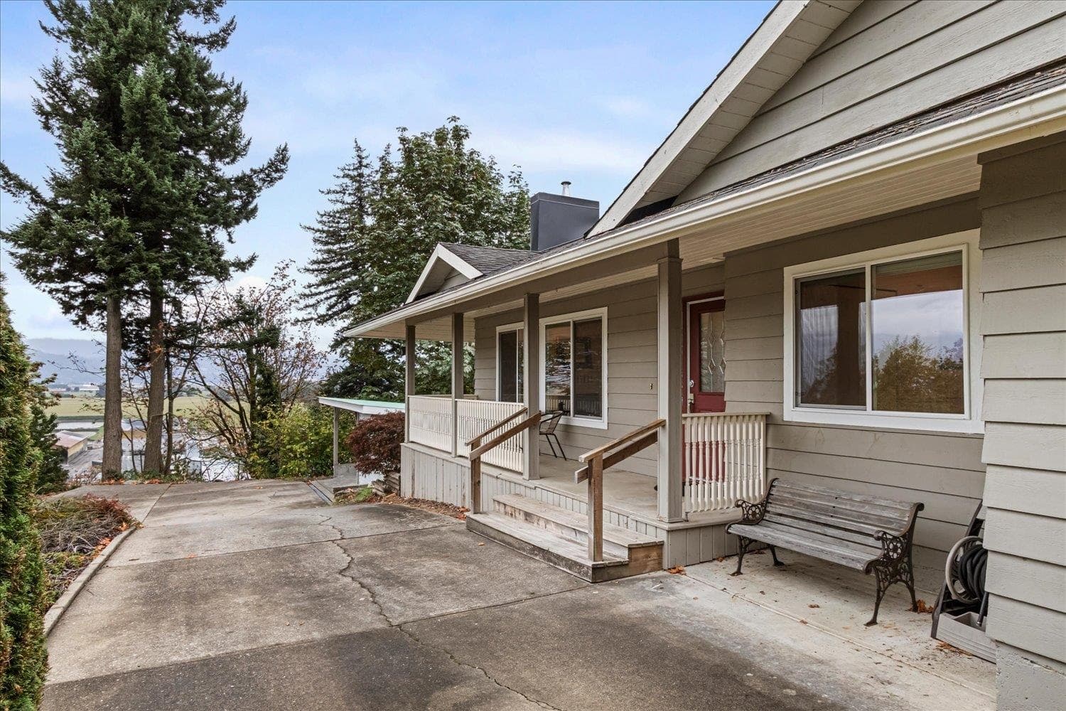 9951 Hillcrest Drive, Chilliwack, V2P 7P4 — photo 3