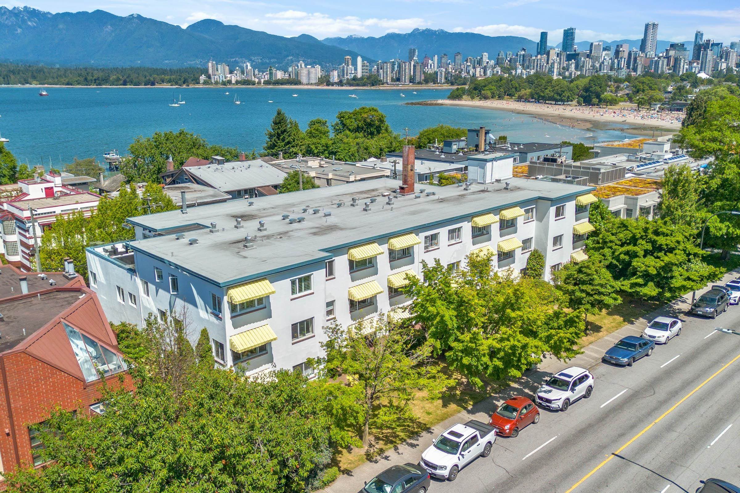 303 - 2469 Cornwall Avenue, Vancouver, V6K 1B9 — photo 1