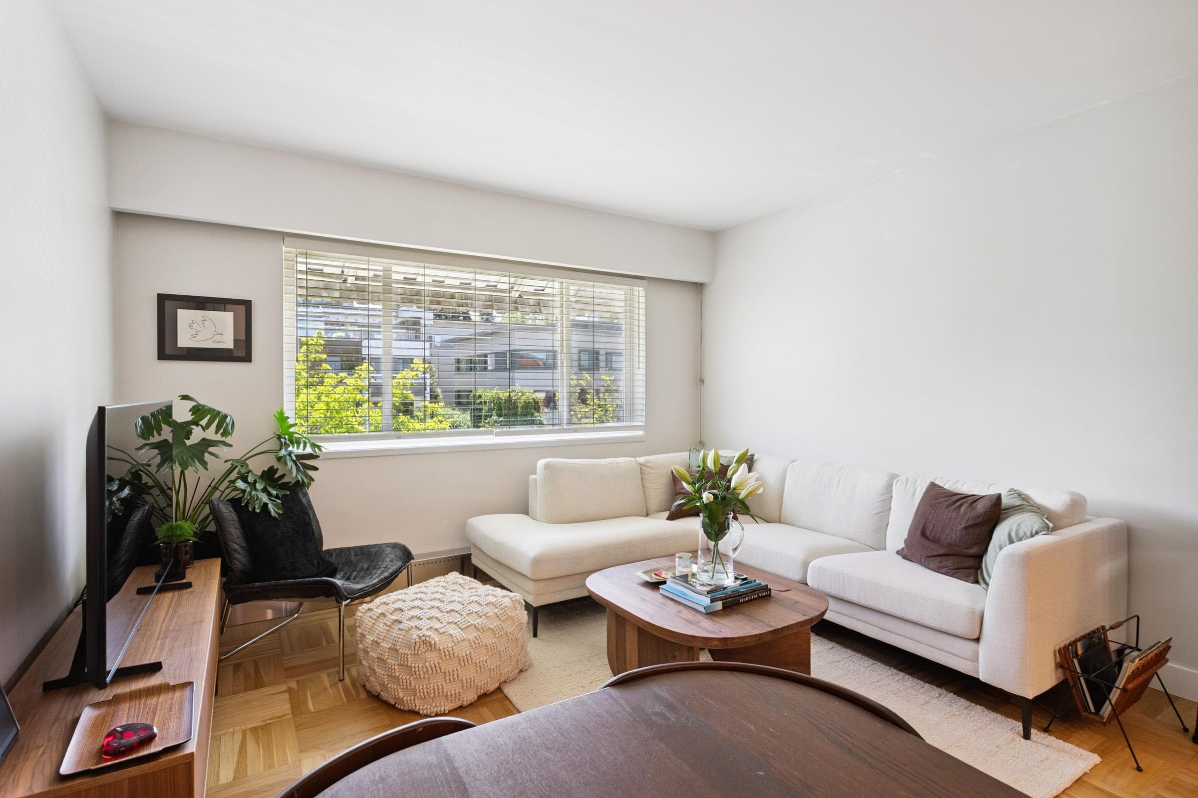 303 - 2469 Cornwall Avenue, Vancouver, V6K 1B9 — photo 4