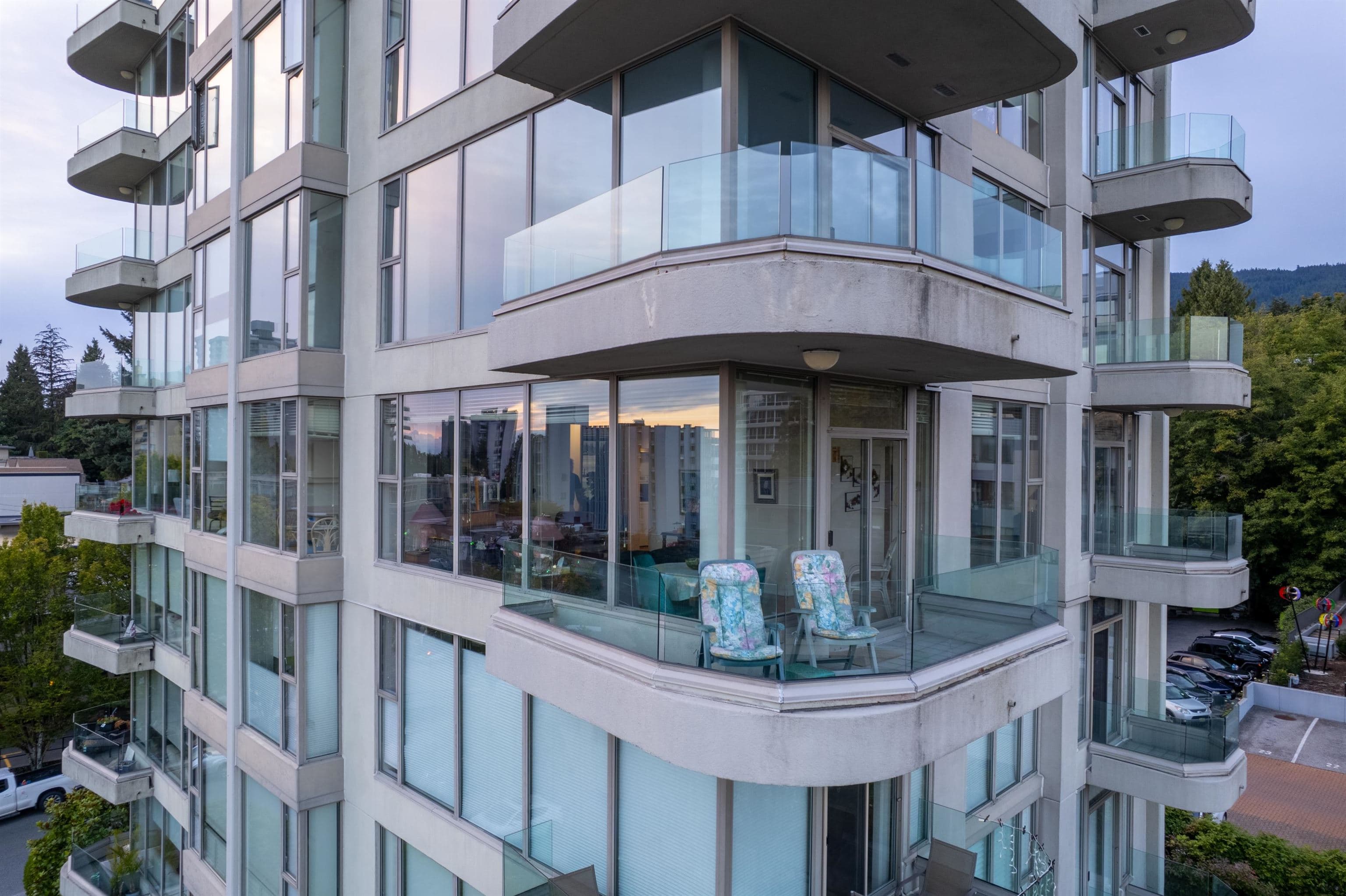 502 - 570 18th Street, West Vancouver, V7V 3V7 — photo 2