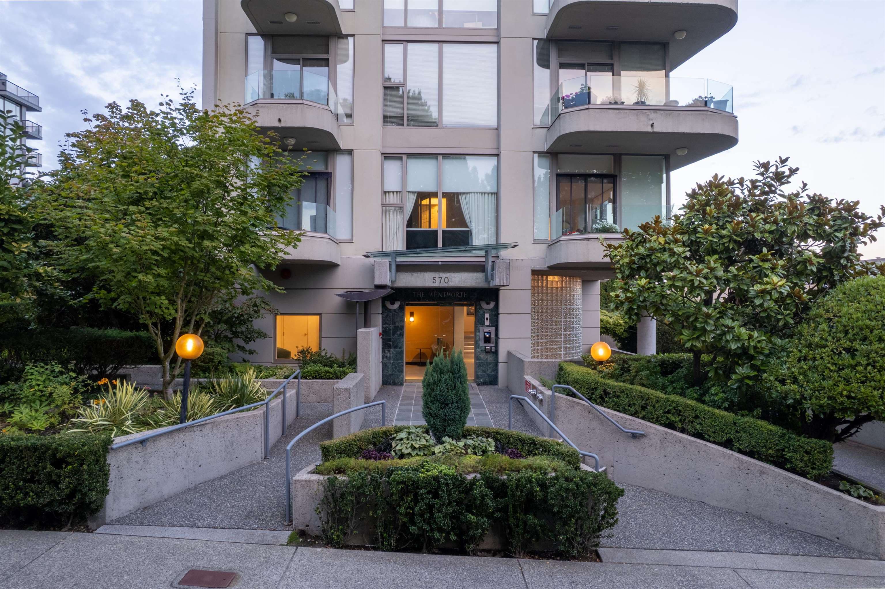 502 - 570 18th Street, West Vancouver, V7V 3V7 — photo 3
