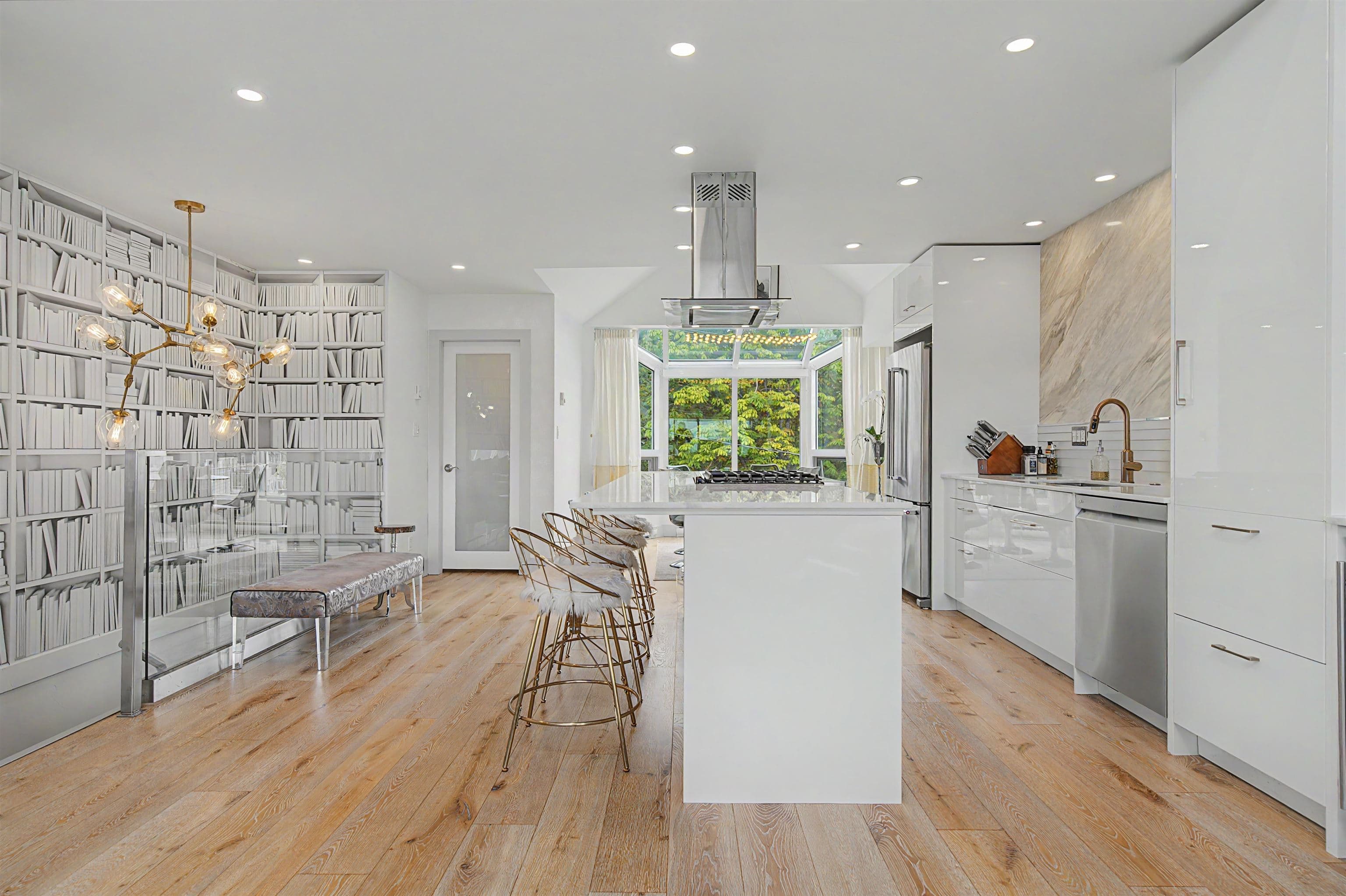 1115 Elm Street, White Rock, V4B 3R9 — photo 4