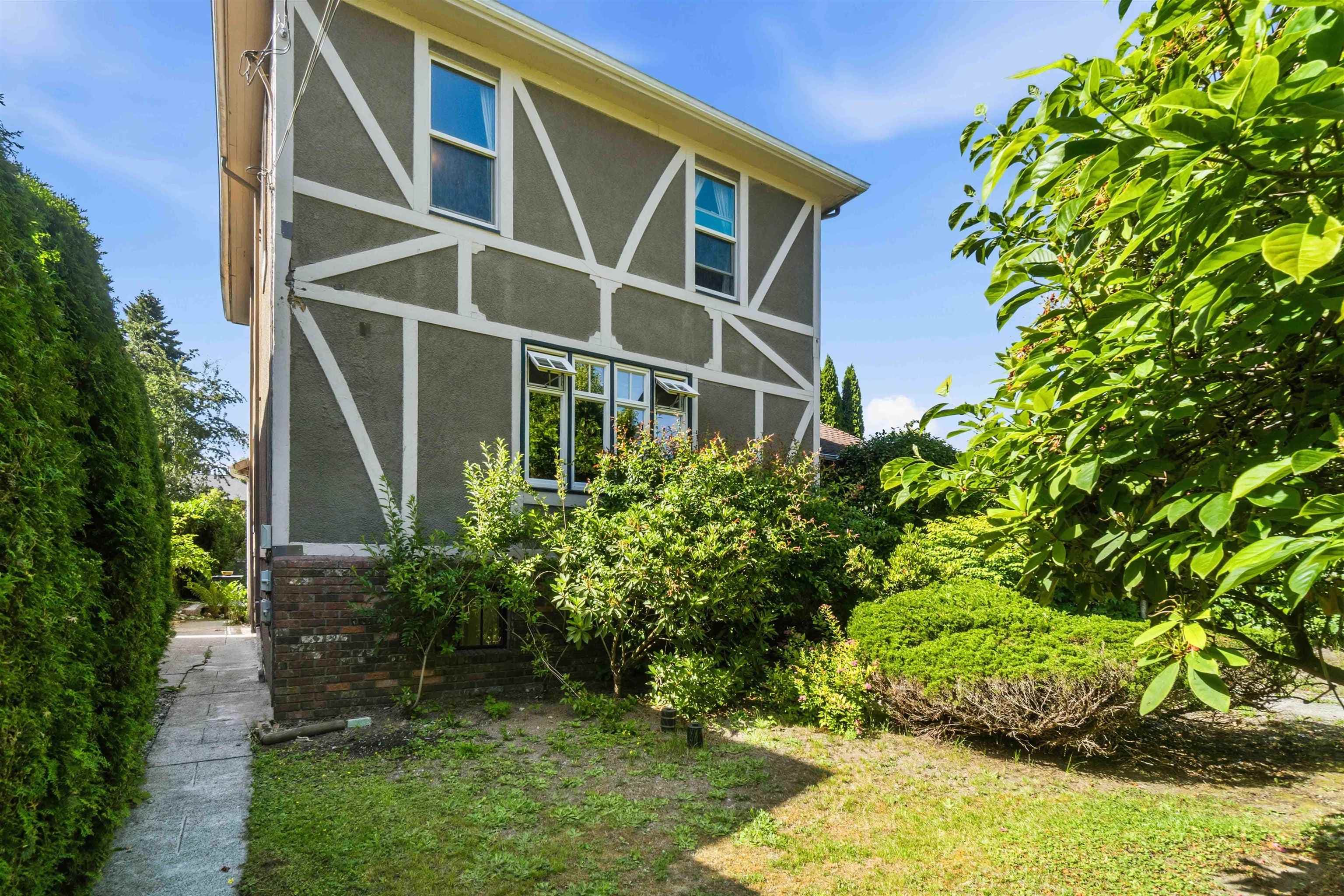 205 Fourth Avenue, New Westminster, V3L 1N5 — photo 4