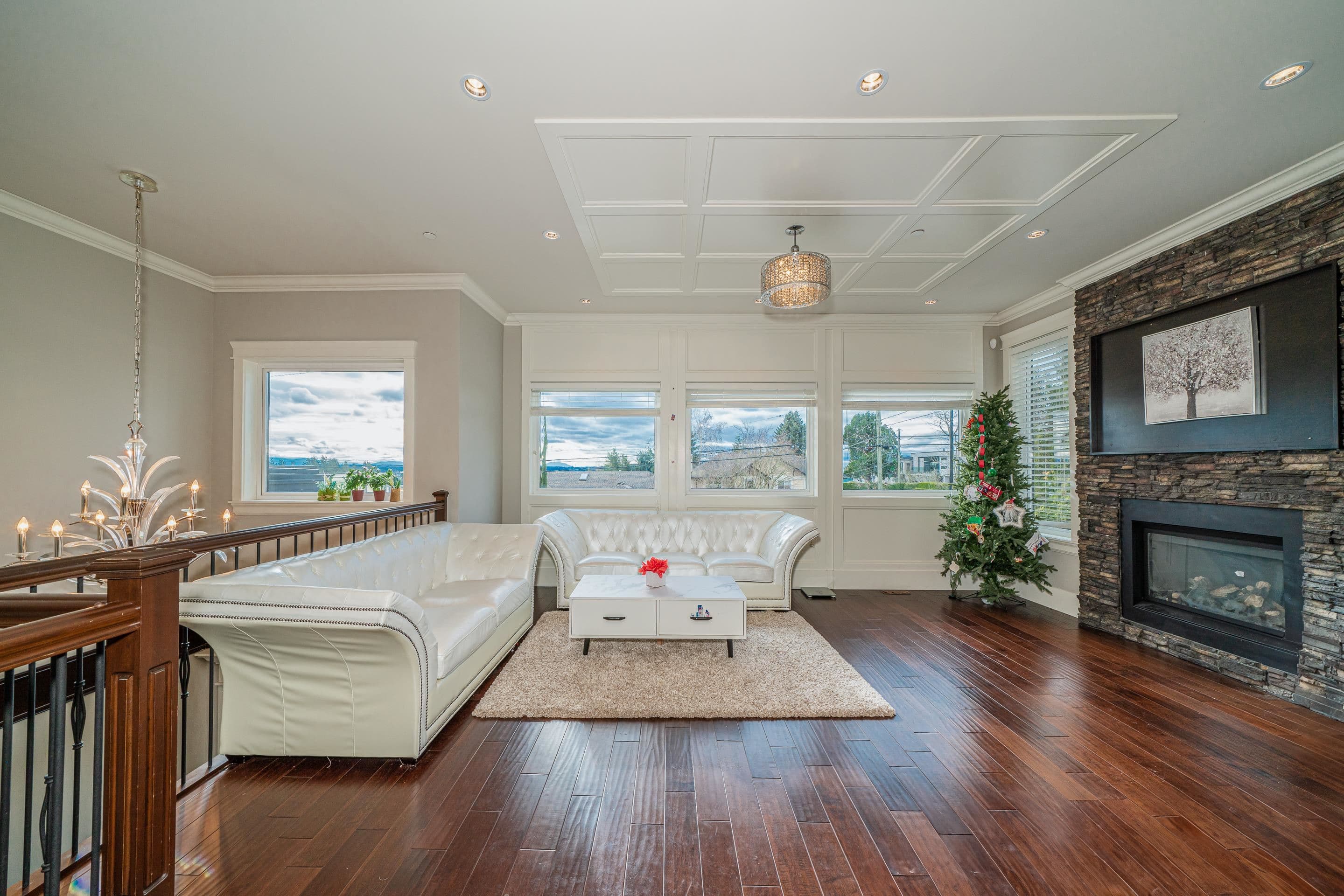 15807 Buena Vista Avenue, White Rock, V4B 2A2 — photo 2