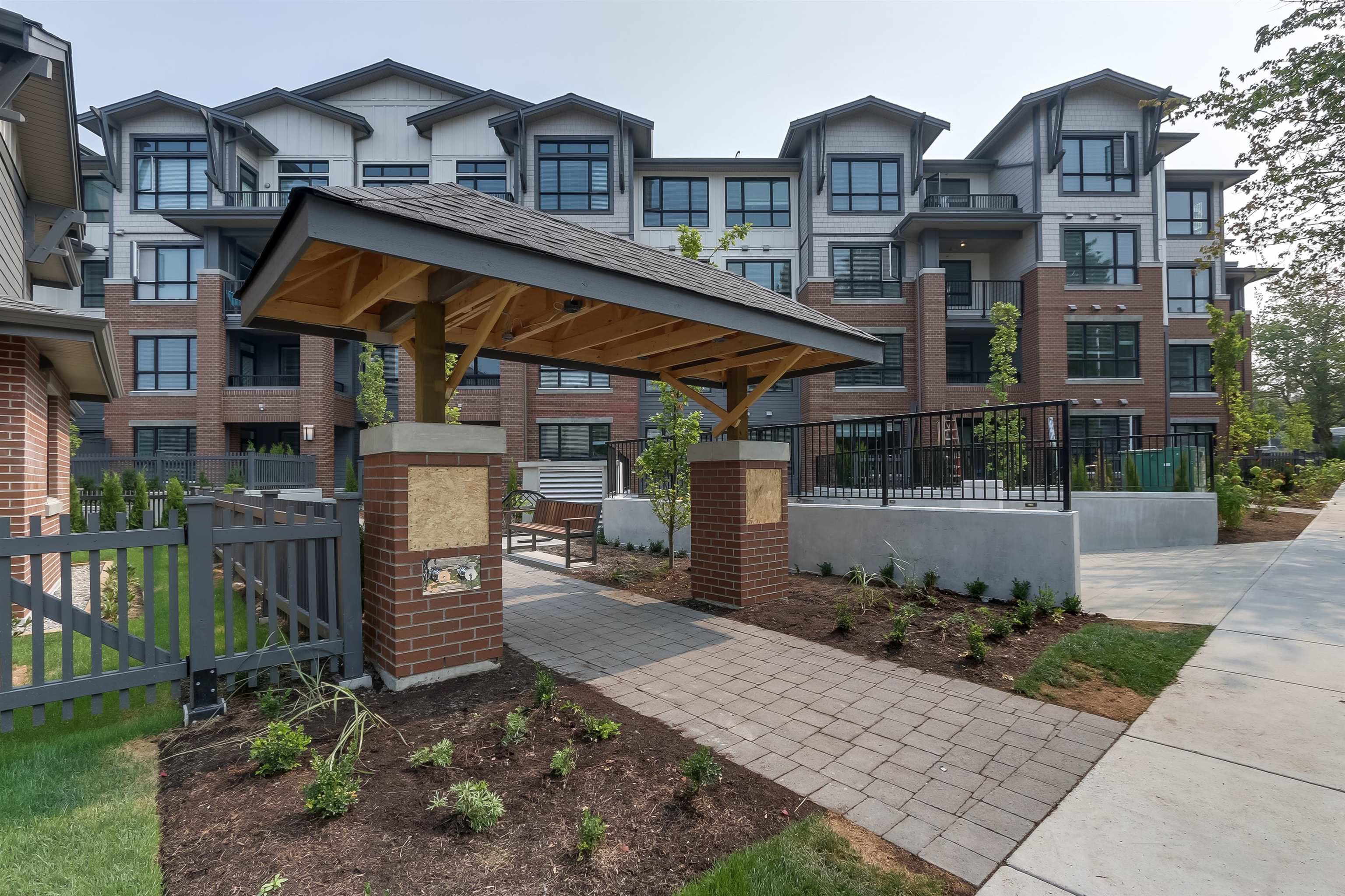 316 - 2960 151 Street, Surrey