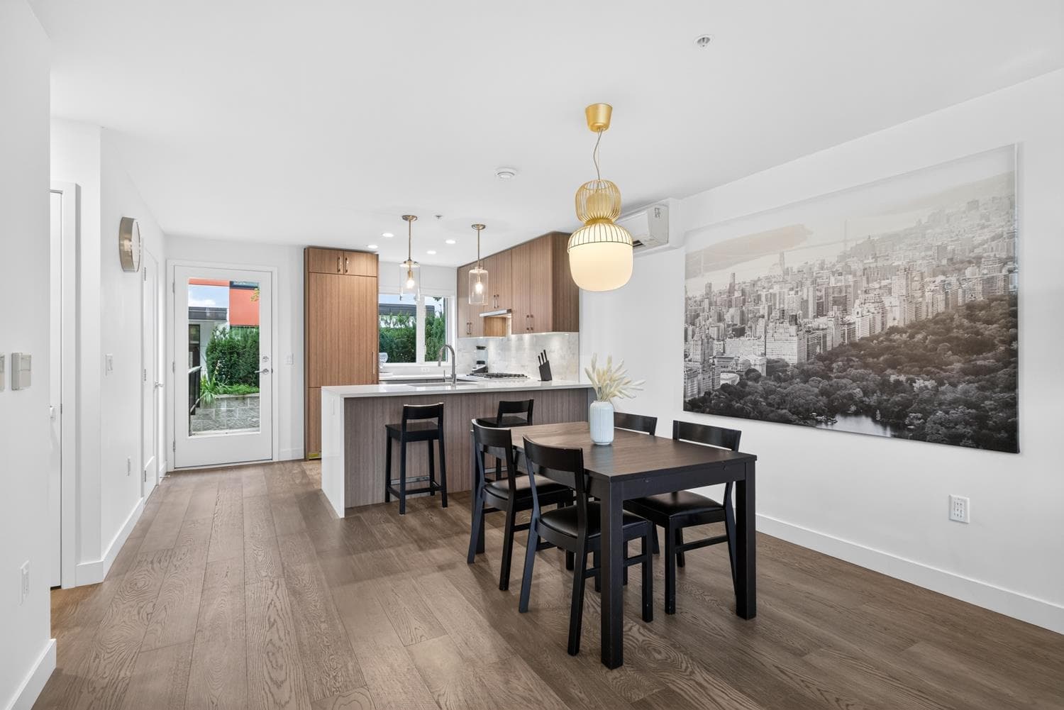 561 W 29th Avenue, Vancouver, V5Z 2H8 — photo 5