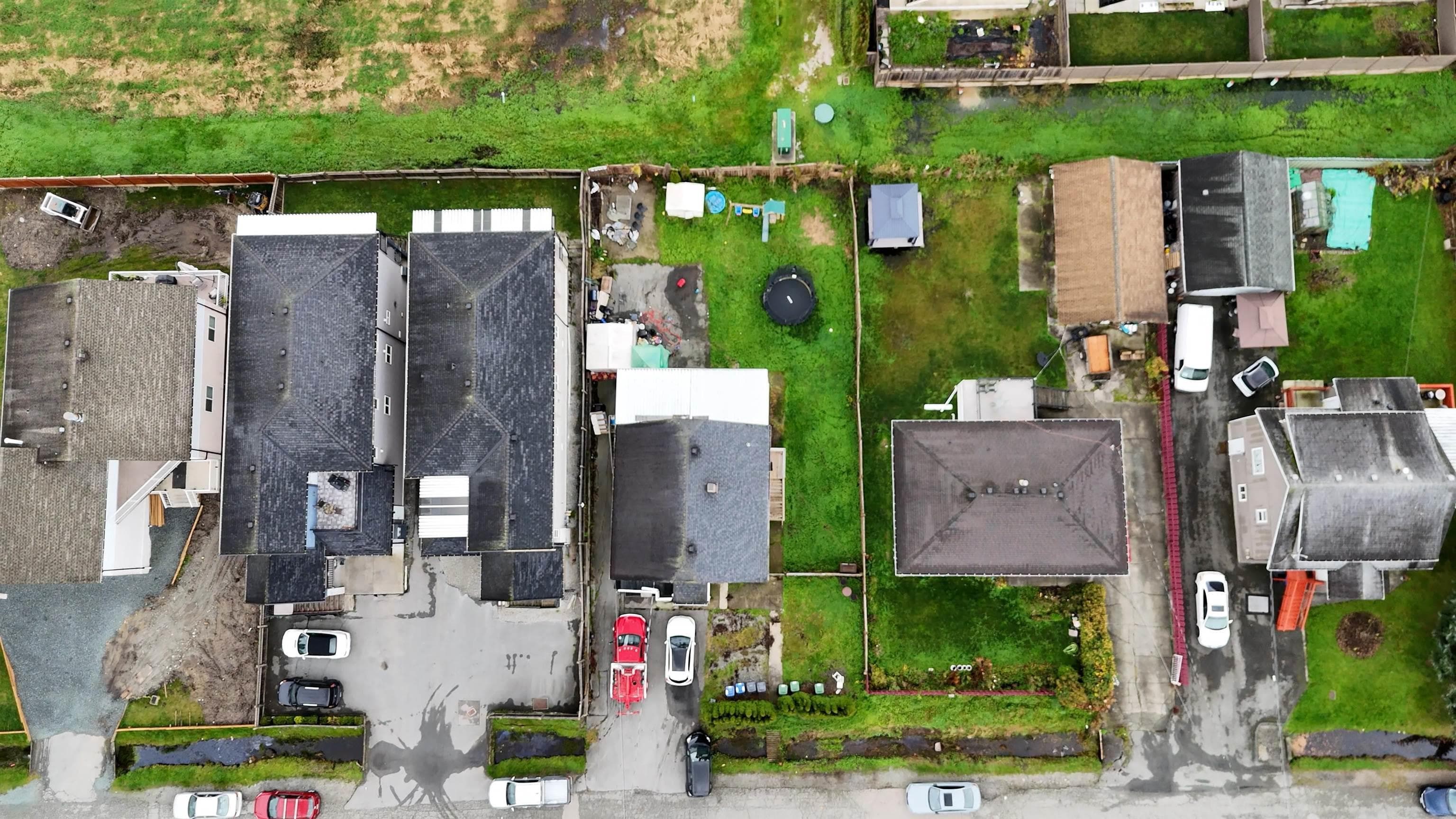 347 Pembina Street, New Westminster, V3M 5J5 — photo 1