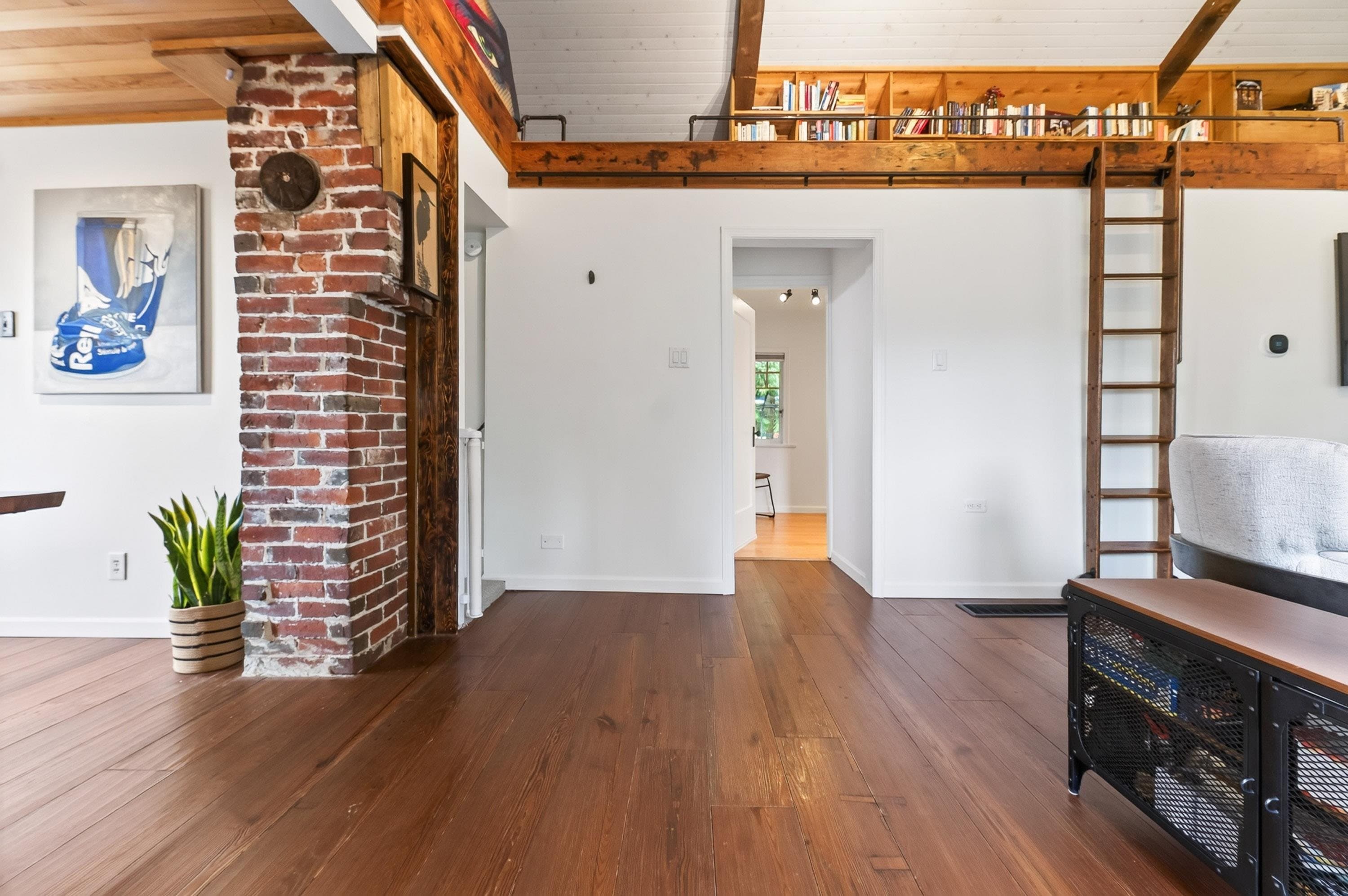 1371 Borthwick Road, North Vancouver, V7K 1X9 — photo 5