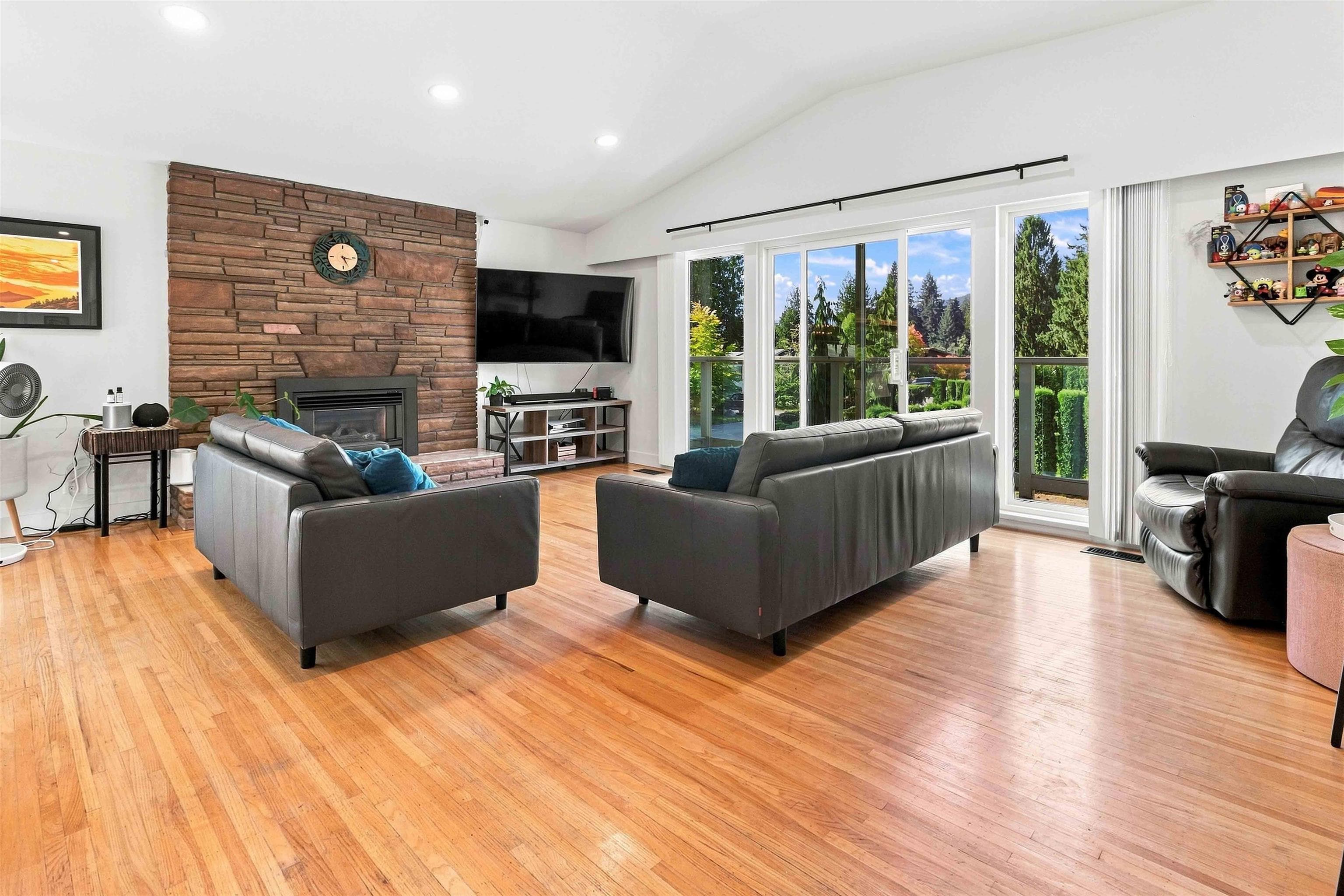 2285 Tompkins Crescent, North Vancouver, V7H 2E2 — photo 4
