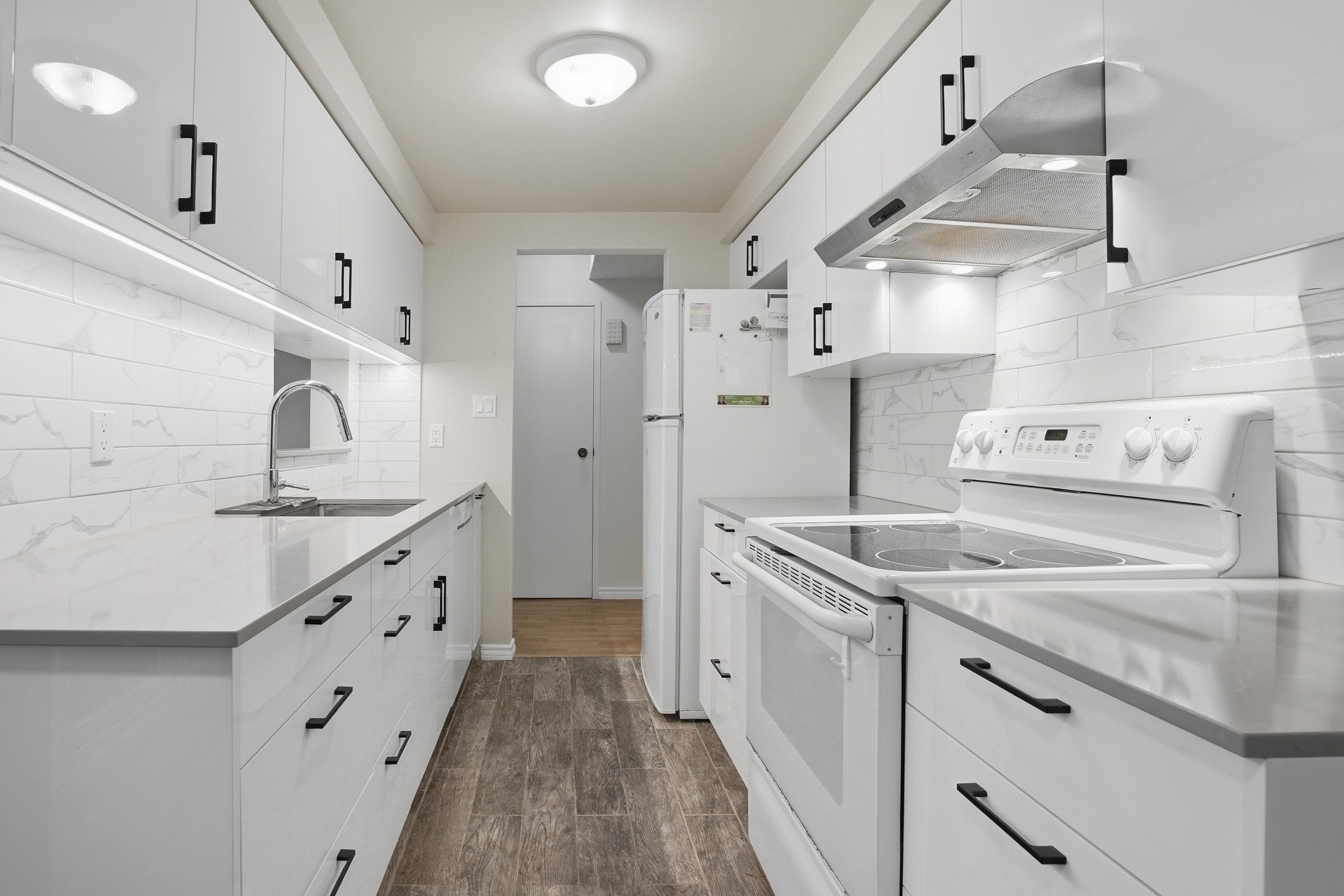 3407 Lynmoor Place, Vancouver, V5S 4G4 — photo 4