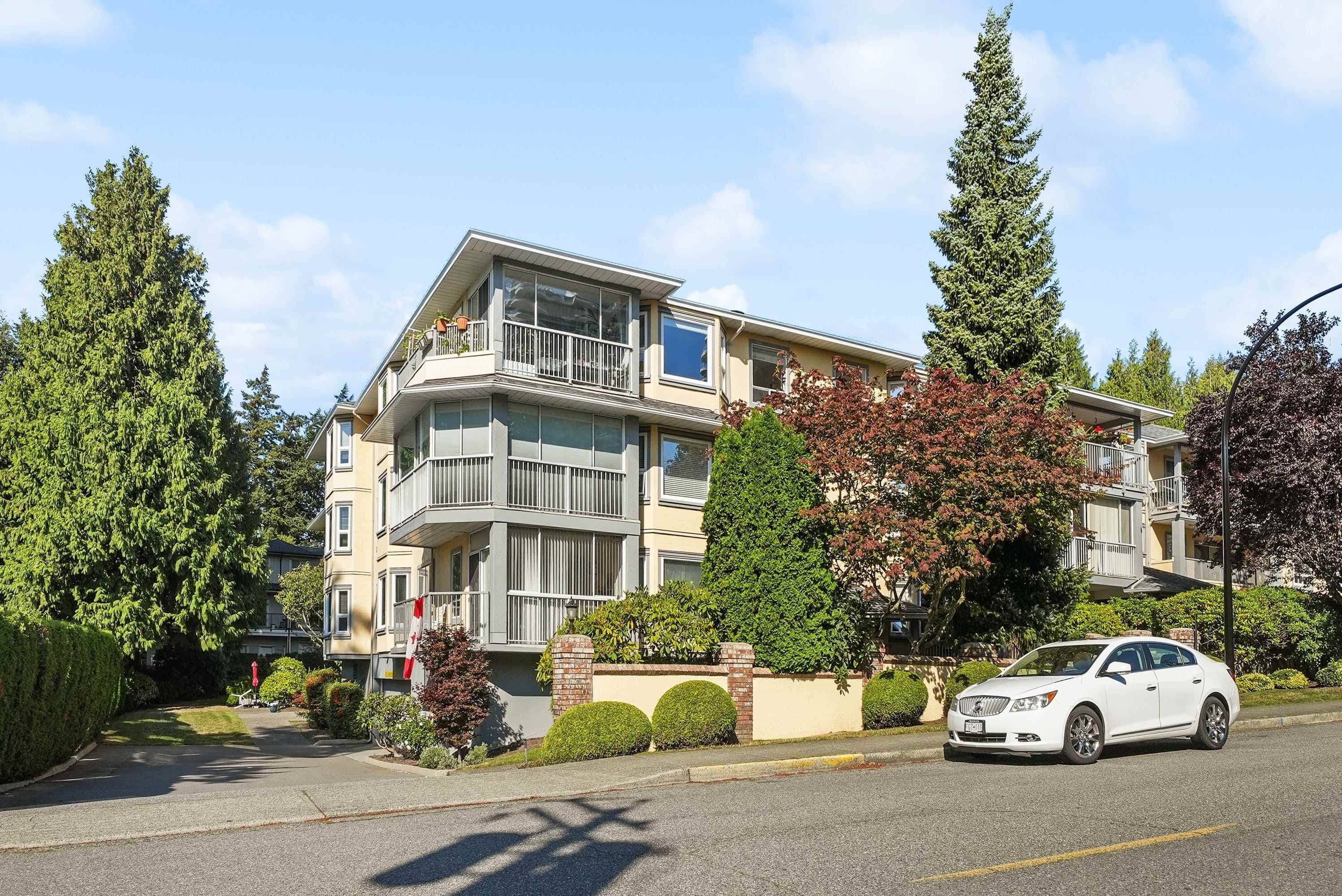 307 - 1459 Blackwood Street, White Rock, V4B 2Y8 — photo 1