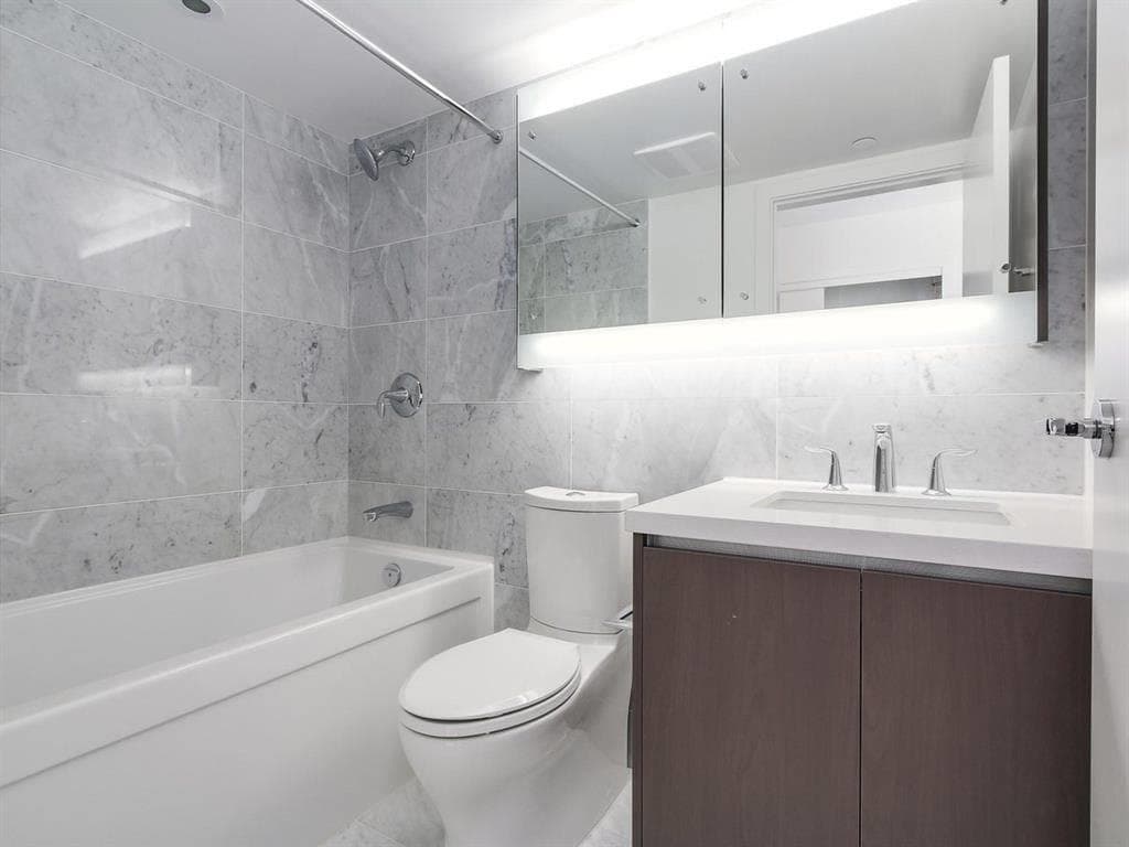 25XX - 13696 100 Ave, Surrey, V3T 0L5 — photo 4