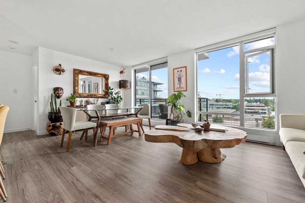 1003 - 1650 W 7th Avenue, Vancouver, V6J 5N1 — photo 1