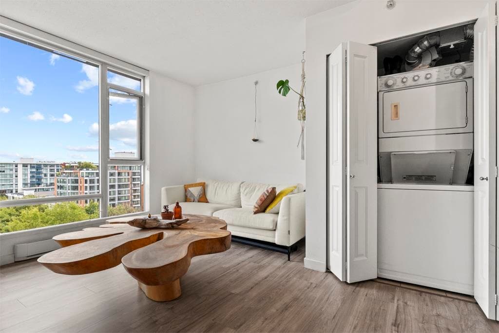 1003 - 1650 W 7th Avenue, Vancouver, V6J 5N1 — photo 4