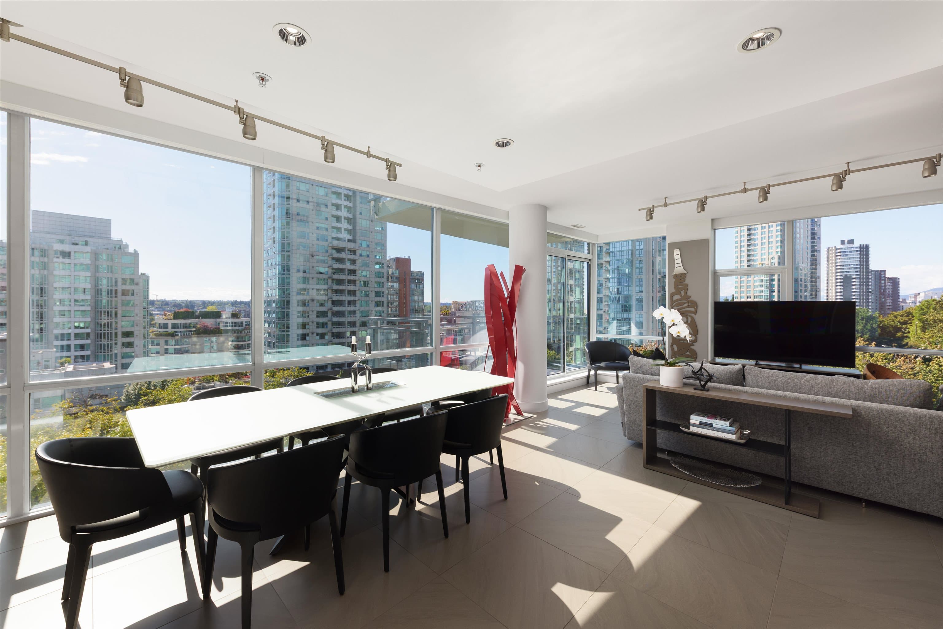 805 - 1455 Howe Street, Vancouver, V6Z 1C2 — photo 2