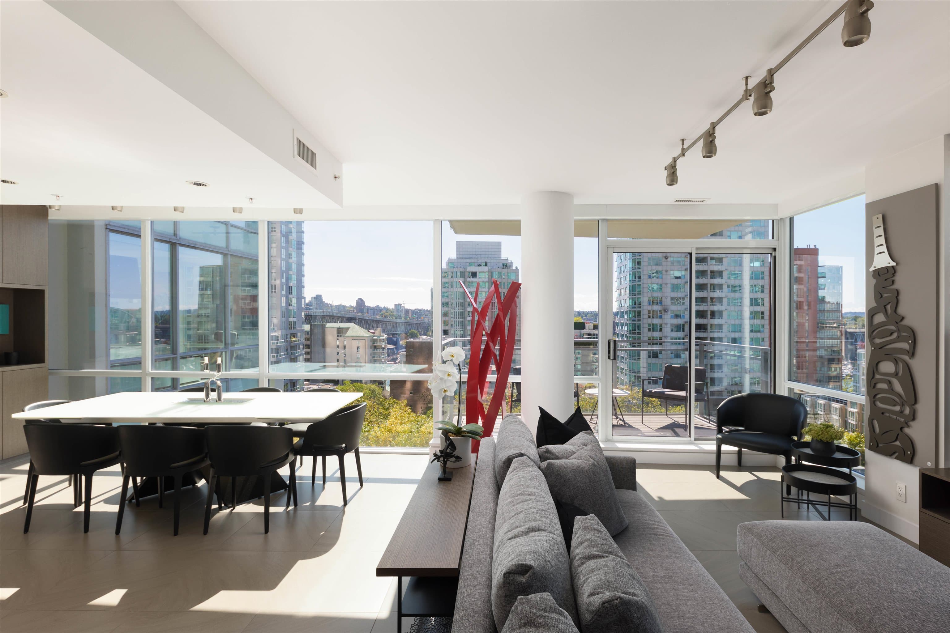 805 - 1455 Howe Street, Vancouver, V6Z 1C2 — photo 1