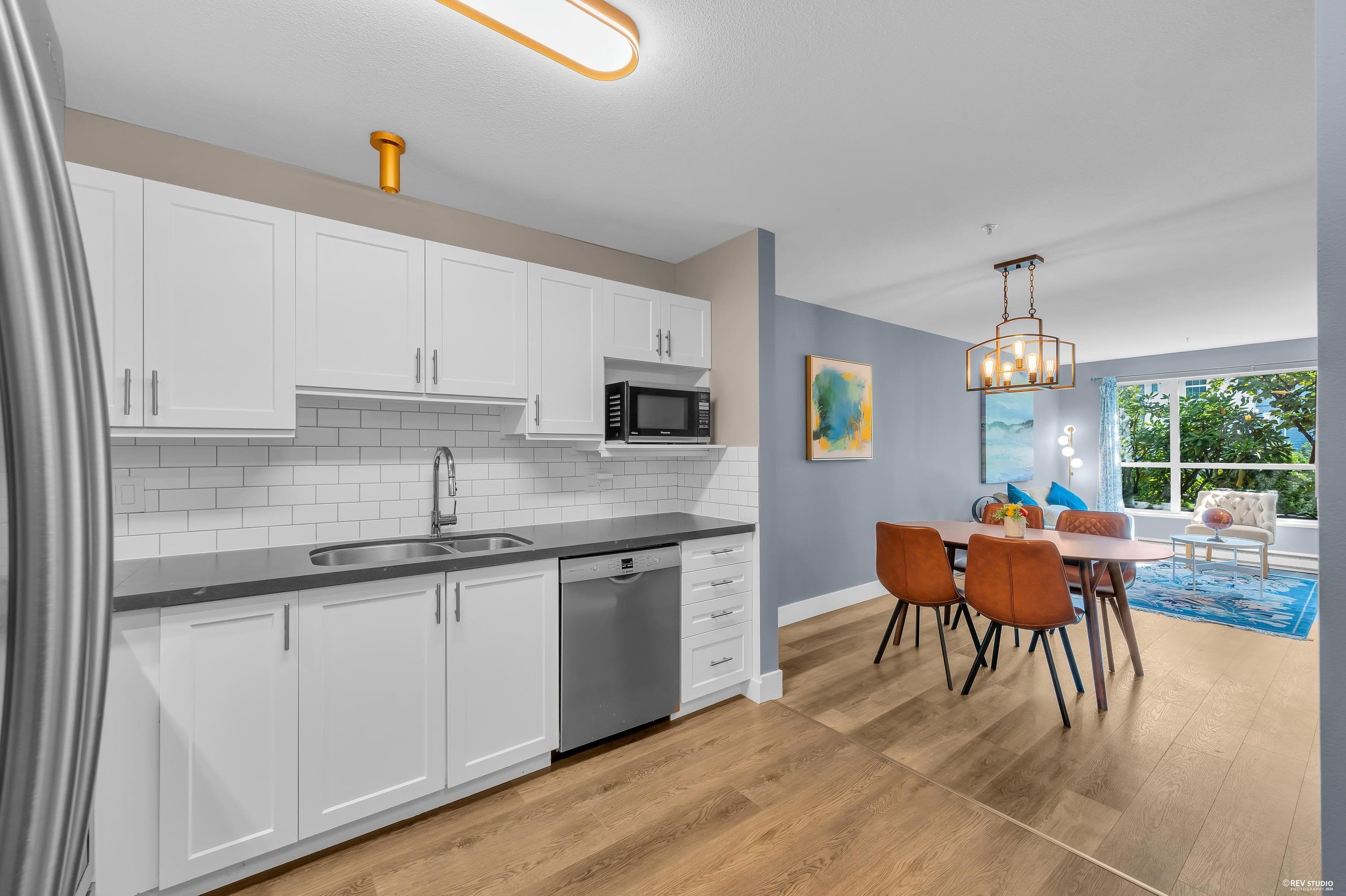 105 - 2558 Parkview Lane, Port Coquitlam, V3C 6L8 — photo 5