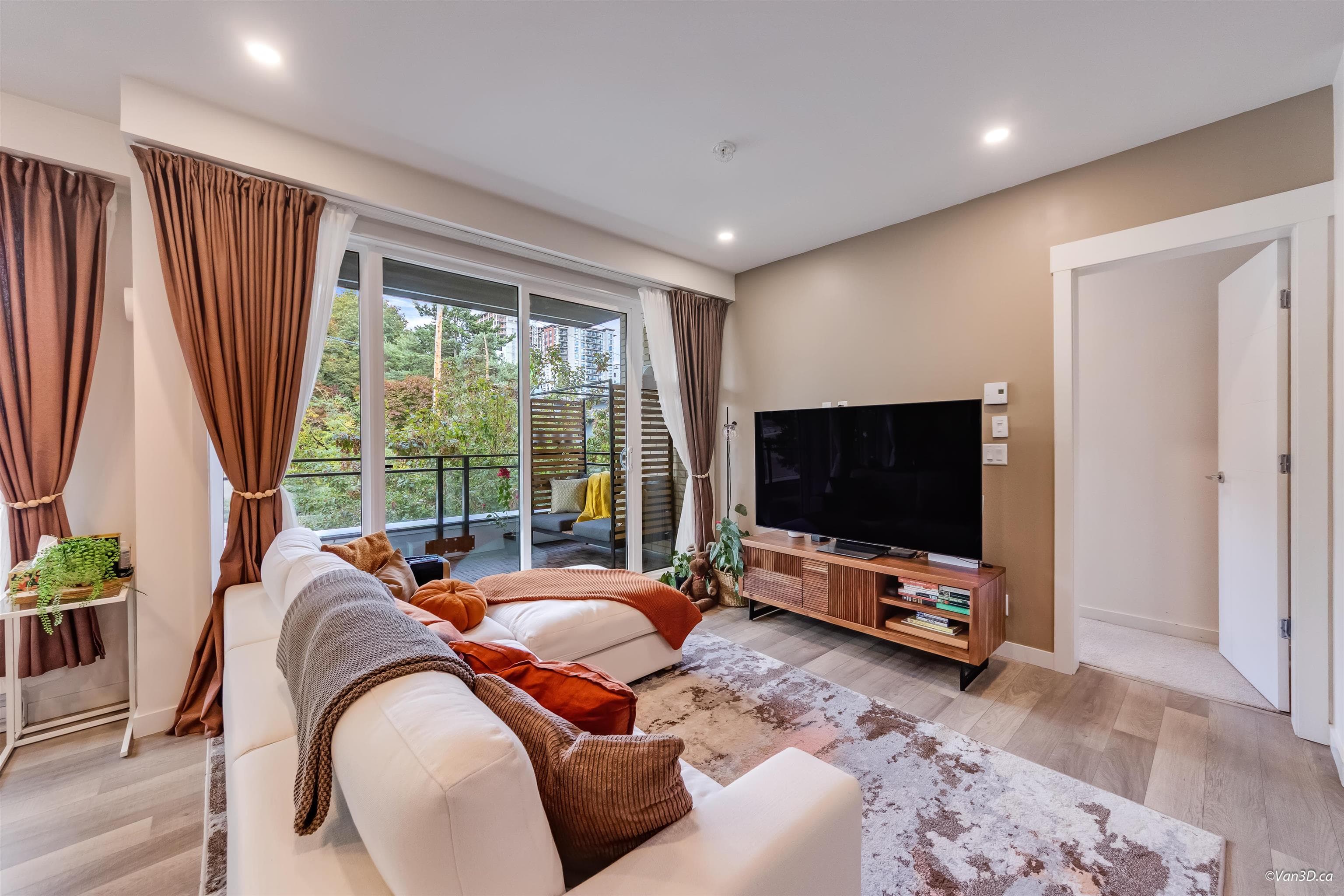 313 - 1012 Auckland Street, New Westminster, V3M 0M3 — photo 4