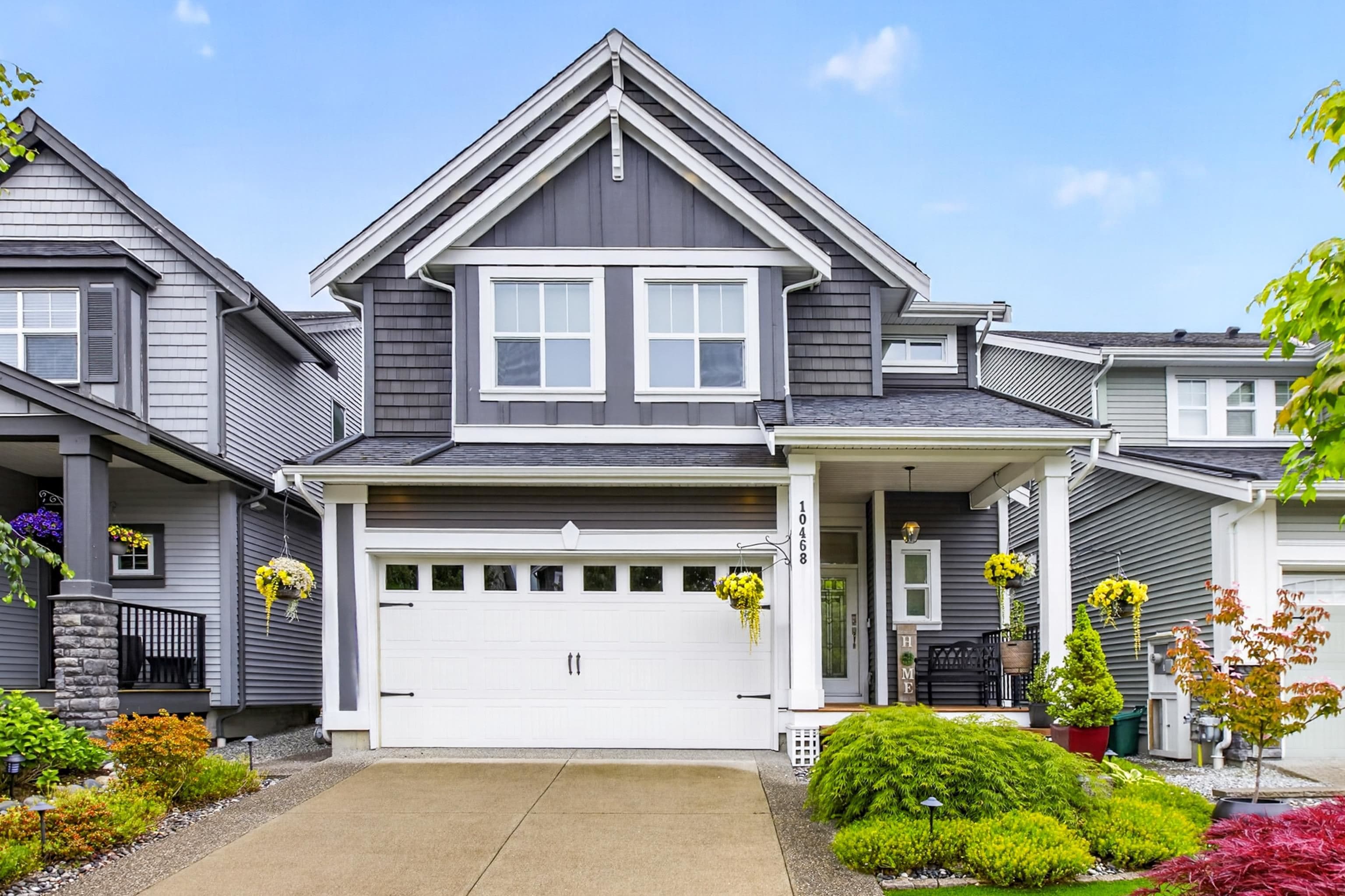 10468 Robertson Street, Maple Ridge, V2W 0H8 — photo 2
